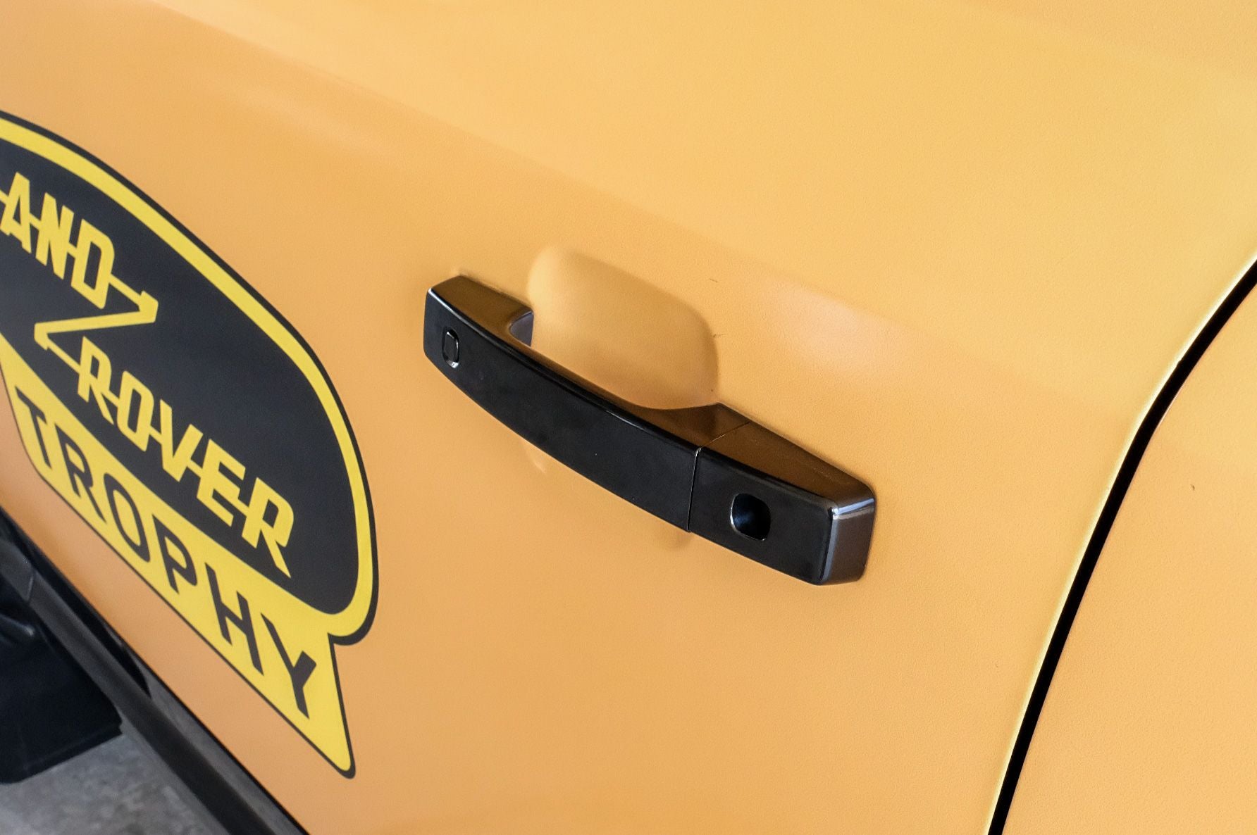 2022 Land Rover Defender 110 X-Dynamic SE