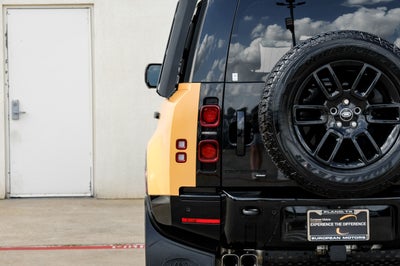 2022 Land Rover Defender 110 X-Dynamic SE