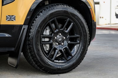 2022 Land Rover Defender 110 X-Dynamic SE