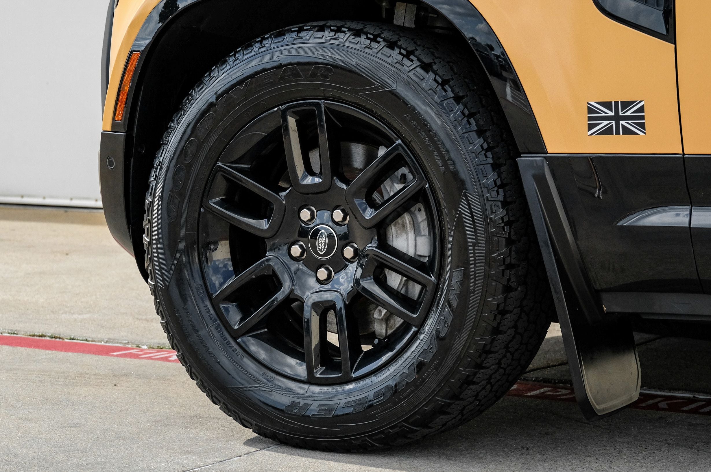 2022 Land Rover Defender 110 X-Dynamic SE