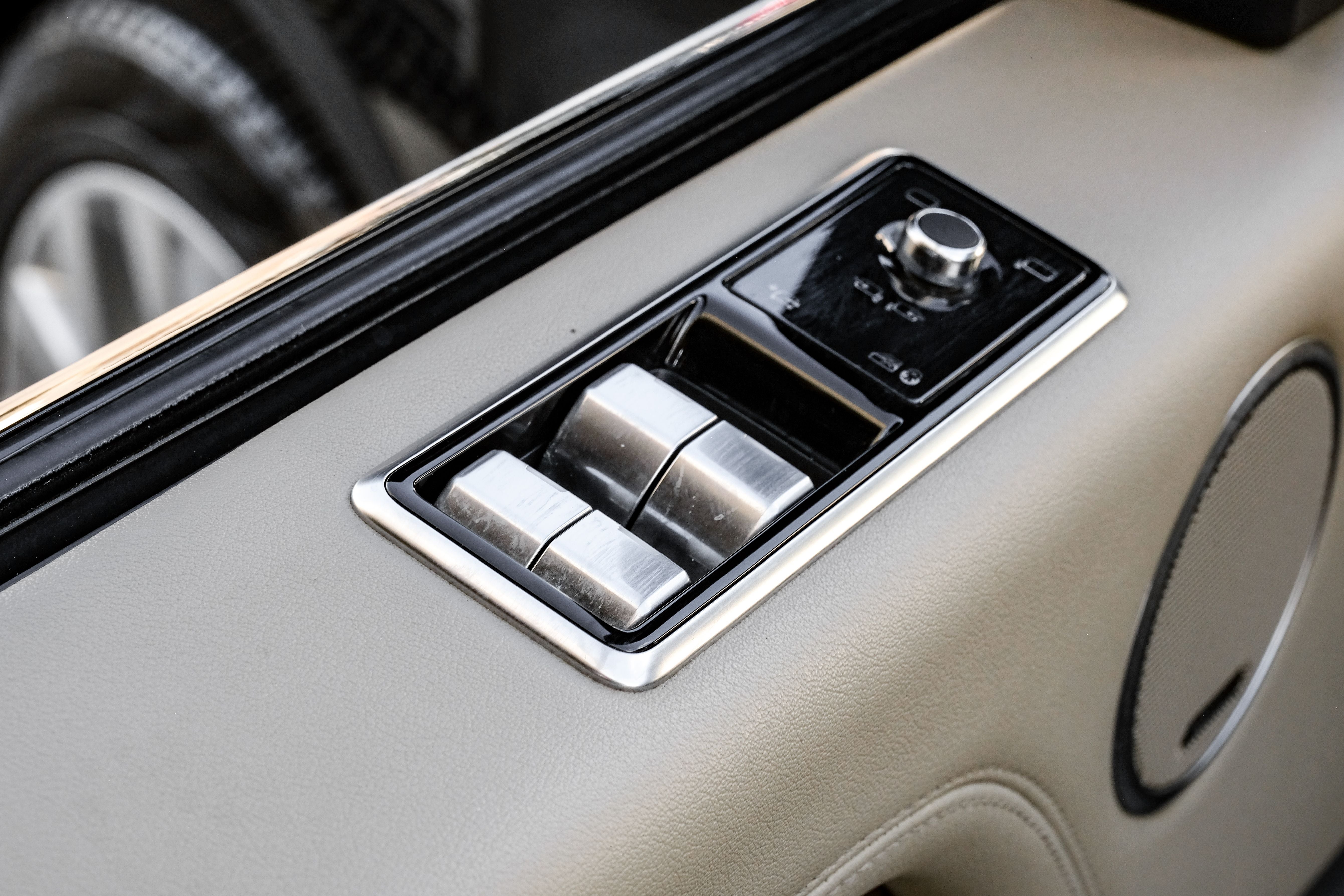 2020 Land Rover Range Rover HSE