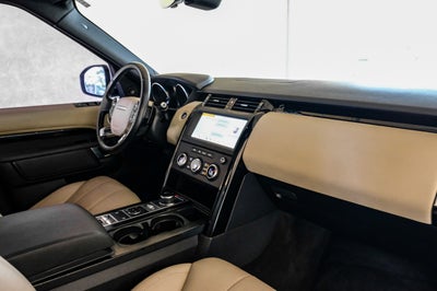 2020 Land Rover Discovery SE
