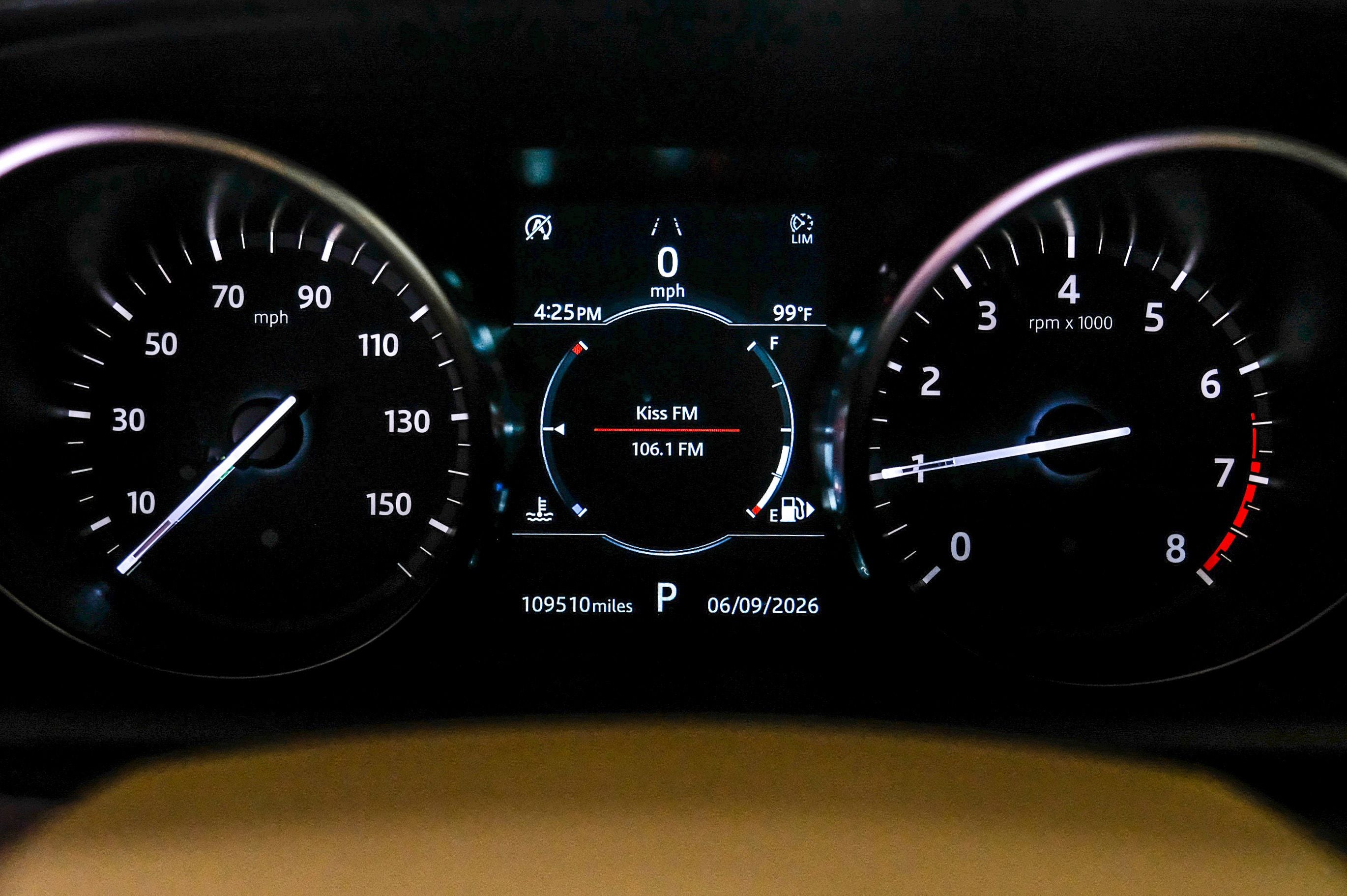 2020 Land Rover Discovery SE