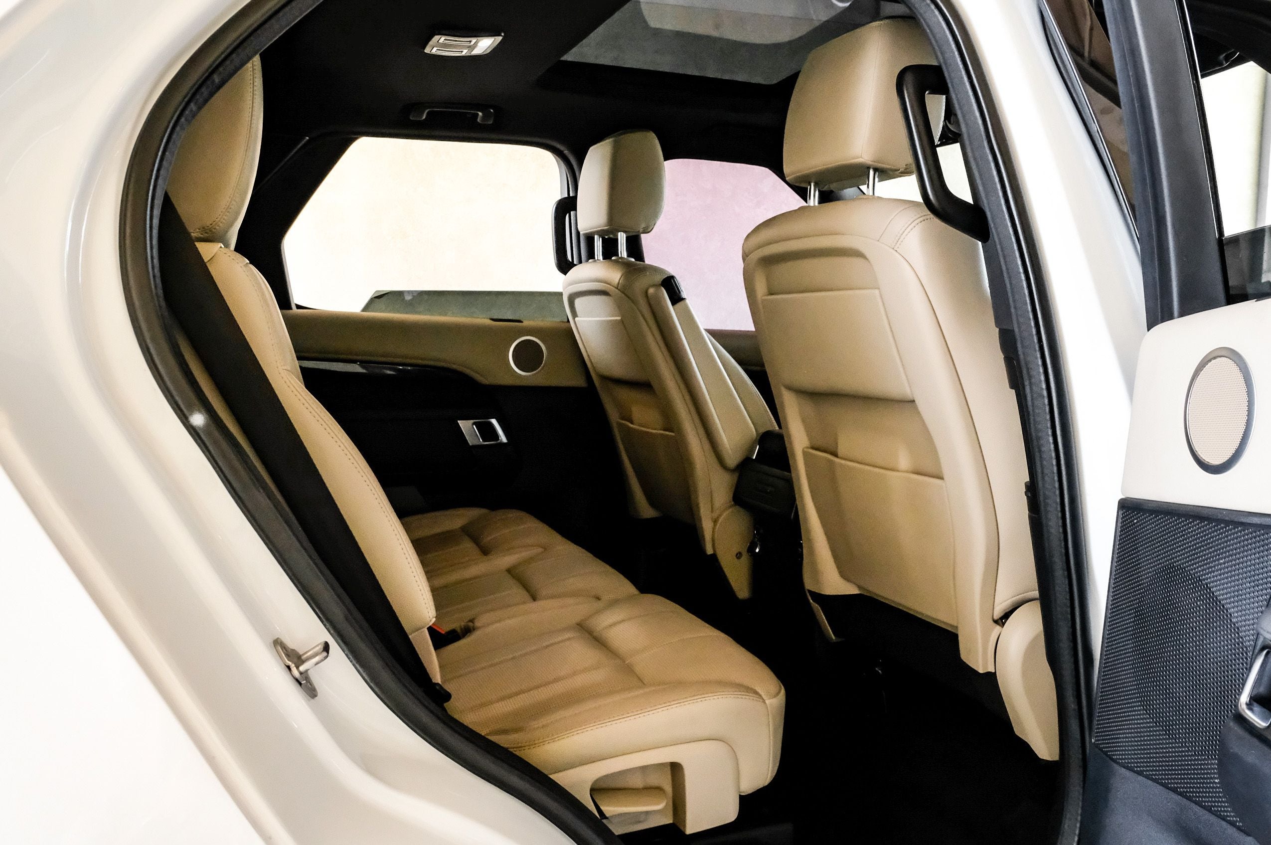 2020 Land Rover Discovery SE
