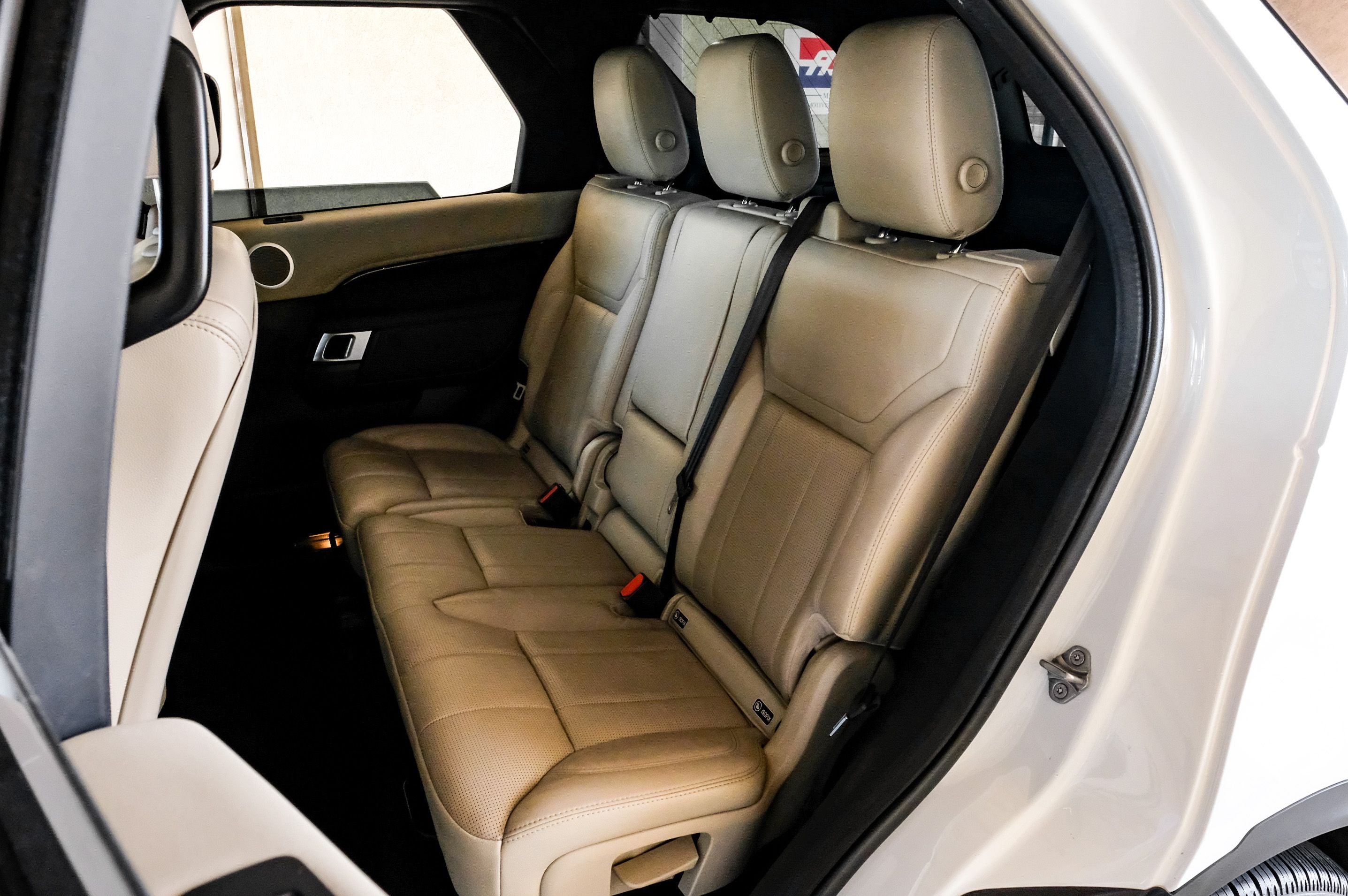 2020 Land Rover Discovery SE