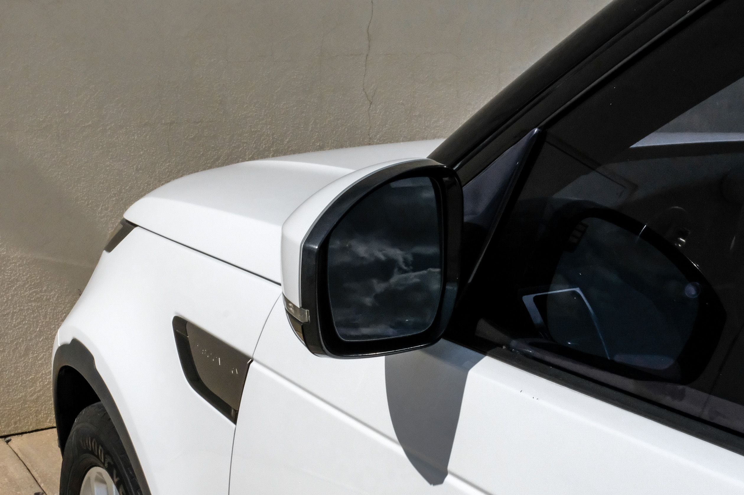 2020 Land Rover Discovery SE