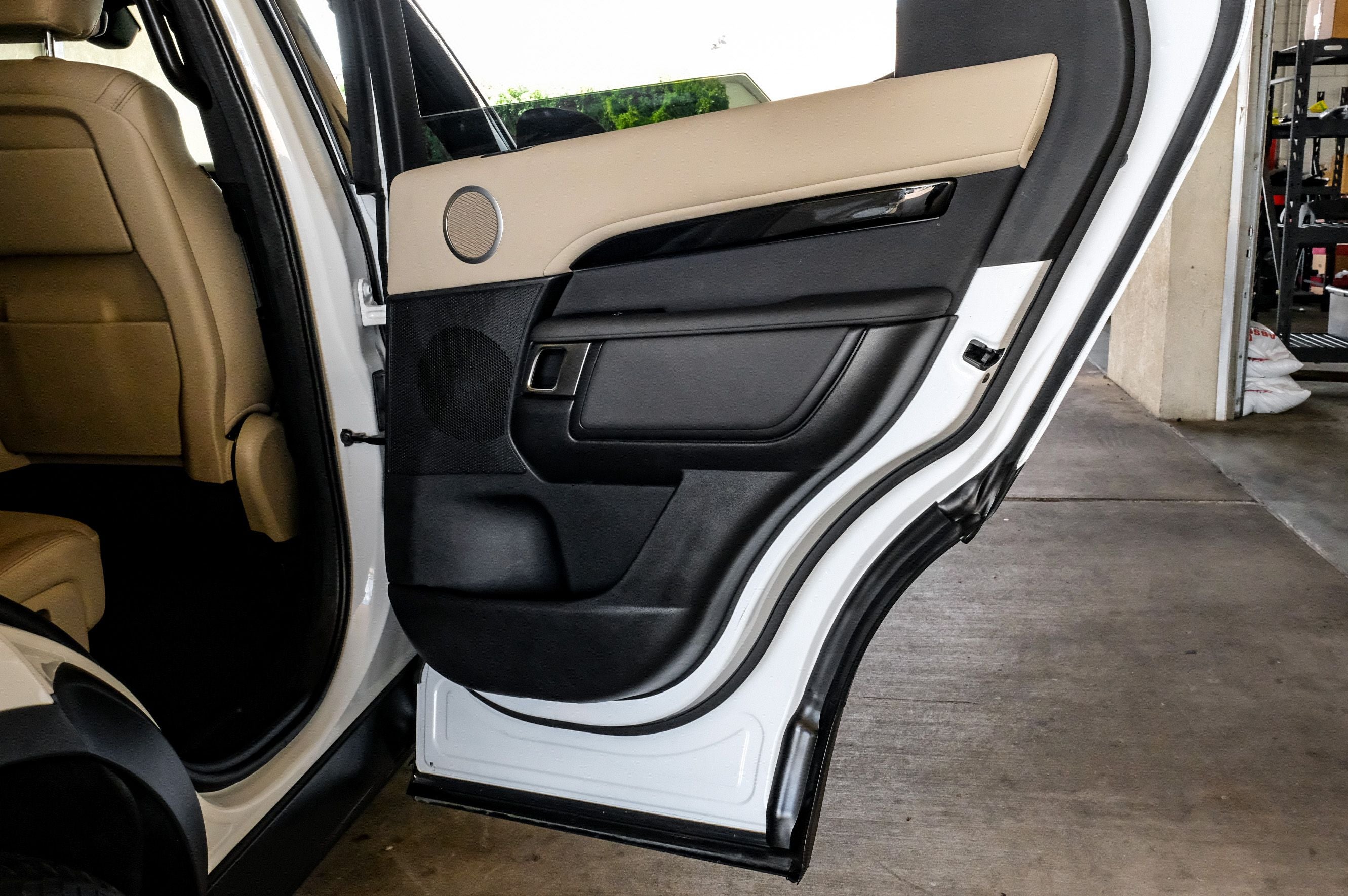 2020 Land Rover Discovery SE