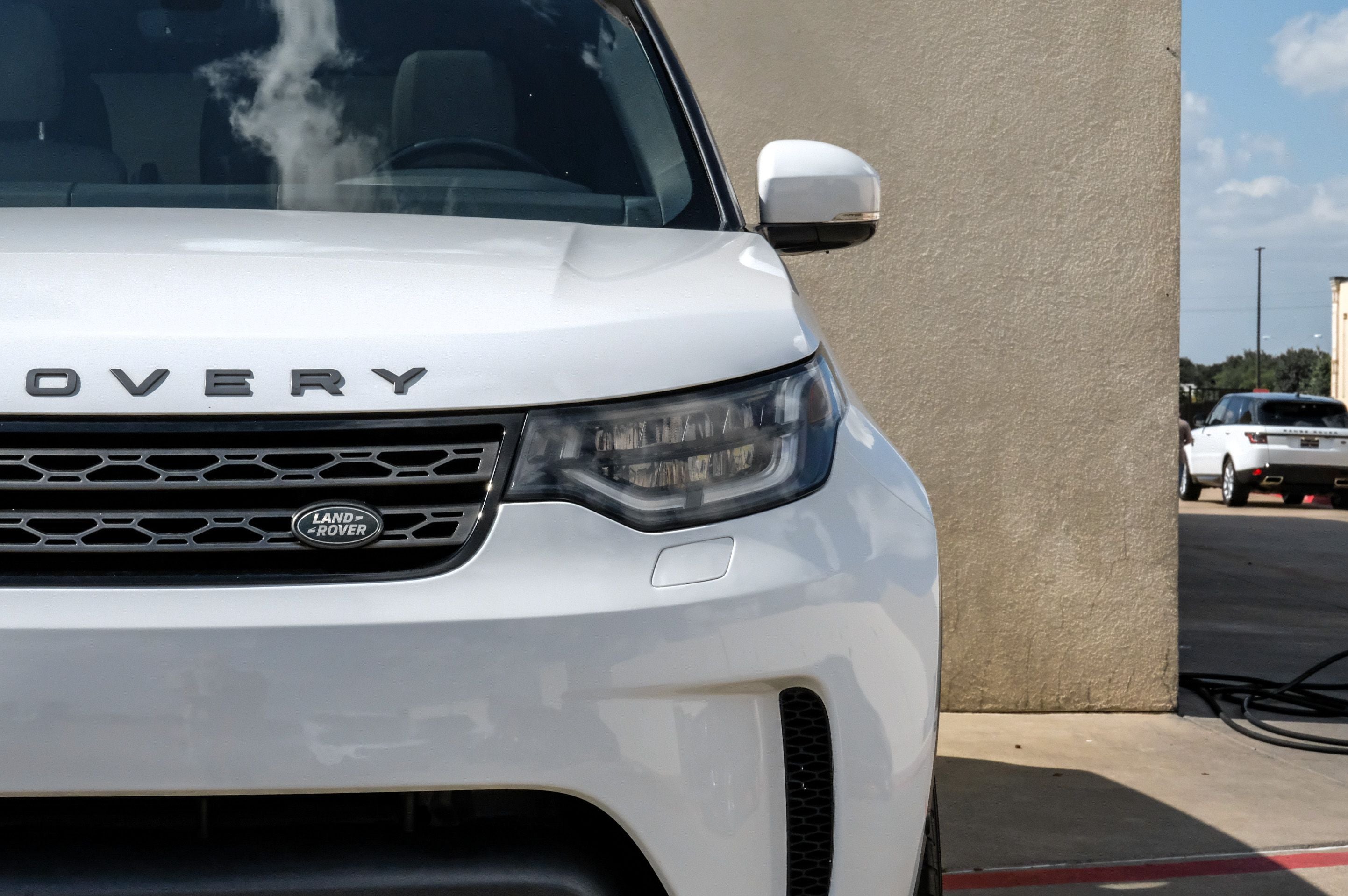 2020 Land Rover Discovery SE