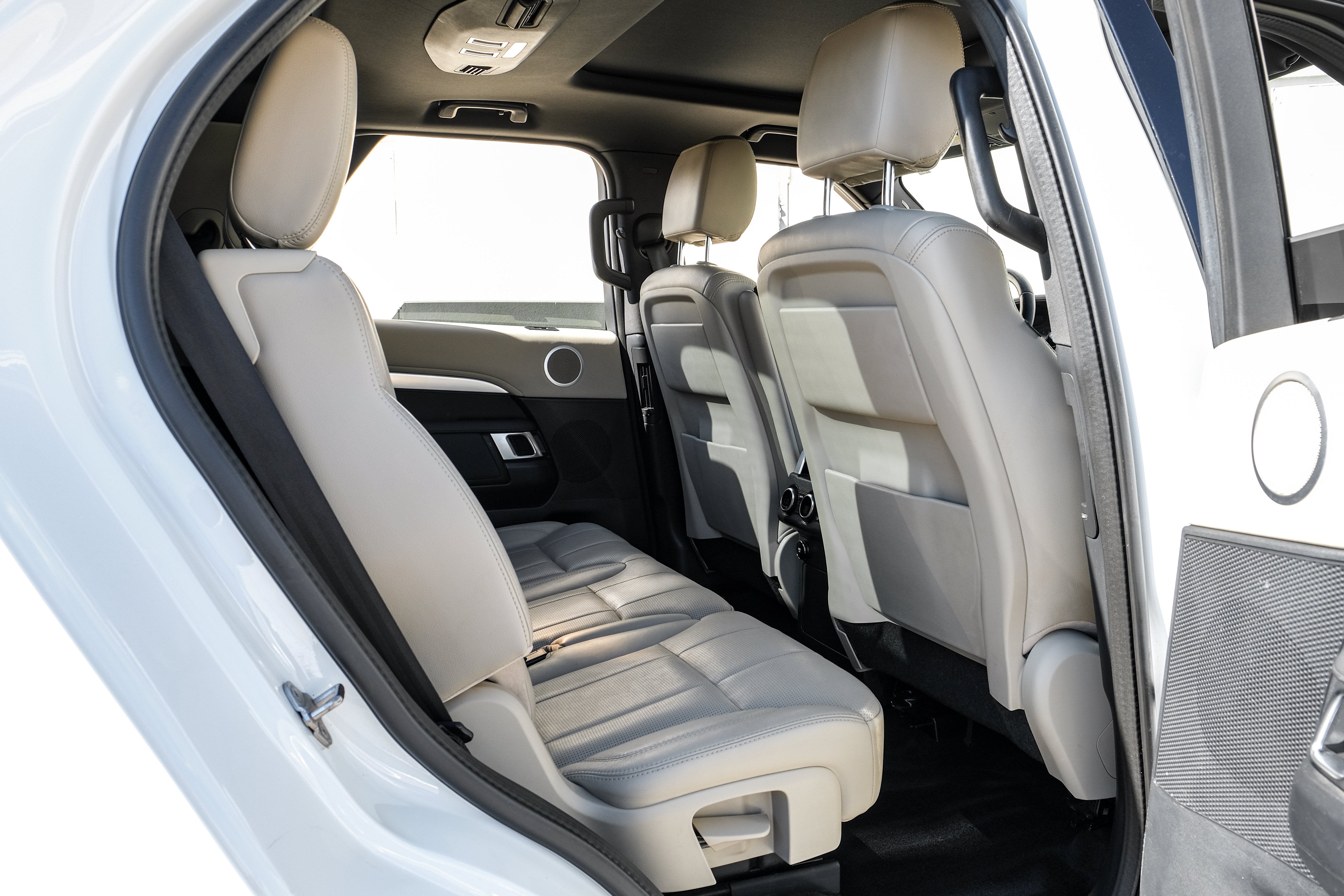 2020 Land Rover Discovery Landmark Edition
