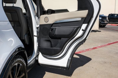 2020 Land Rover Discovery Landmark Edition