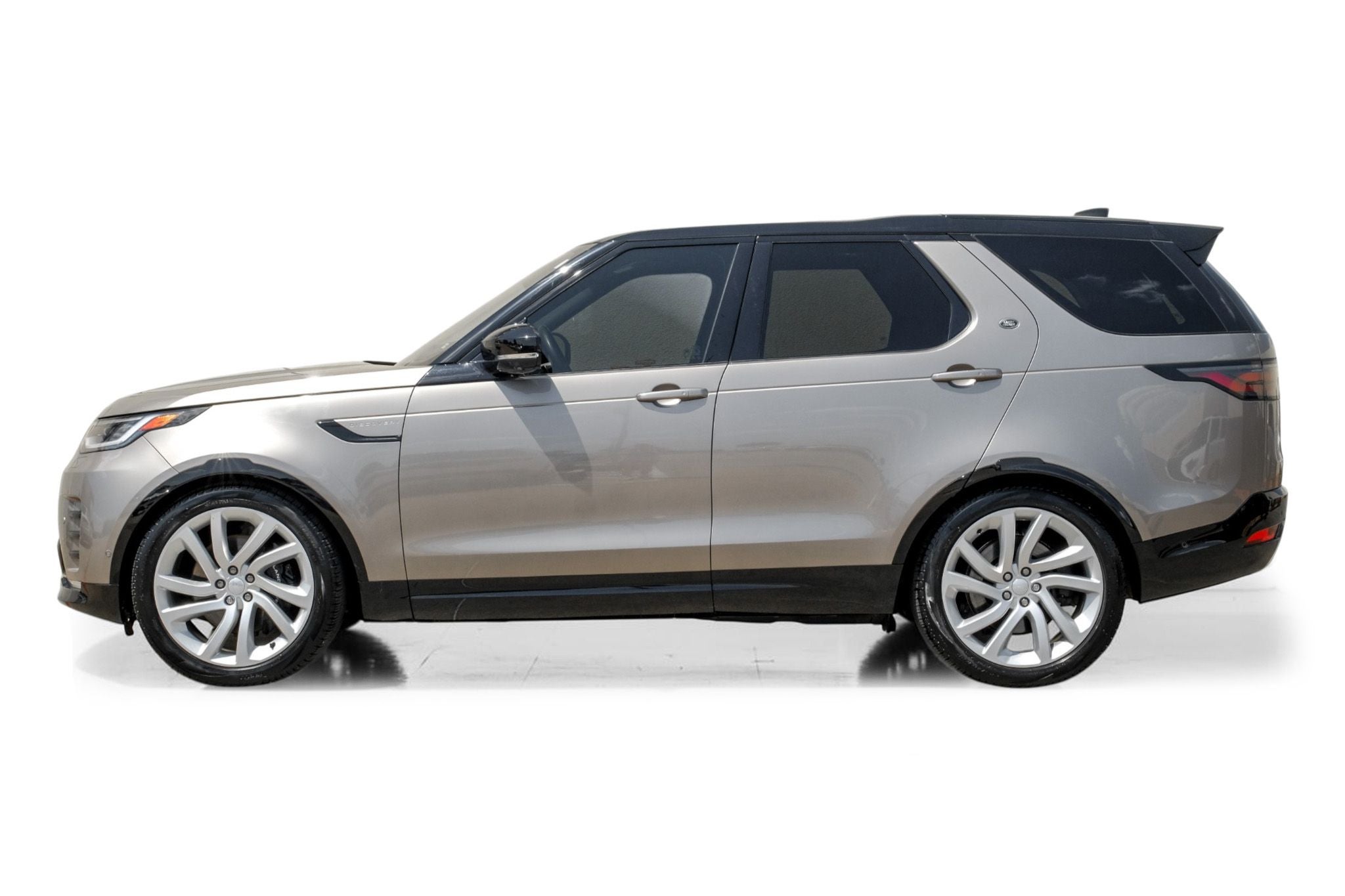 2023 Land Rover Discovery Metropolitan Edition