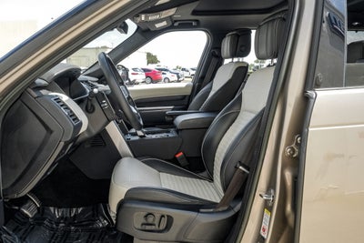 2023 Land Rover Discovery Metropolitan Edition