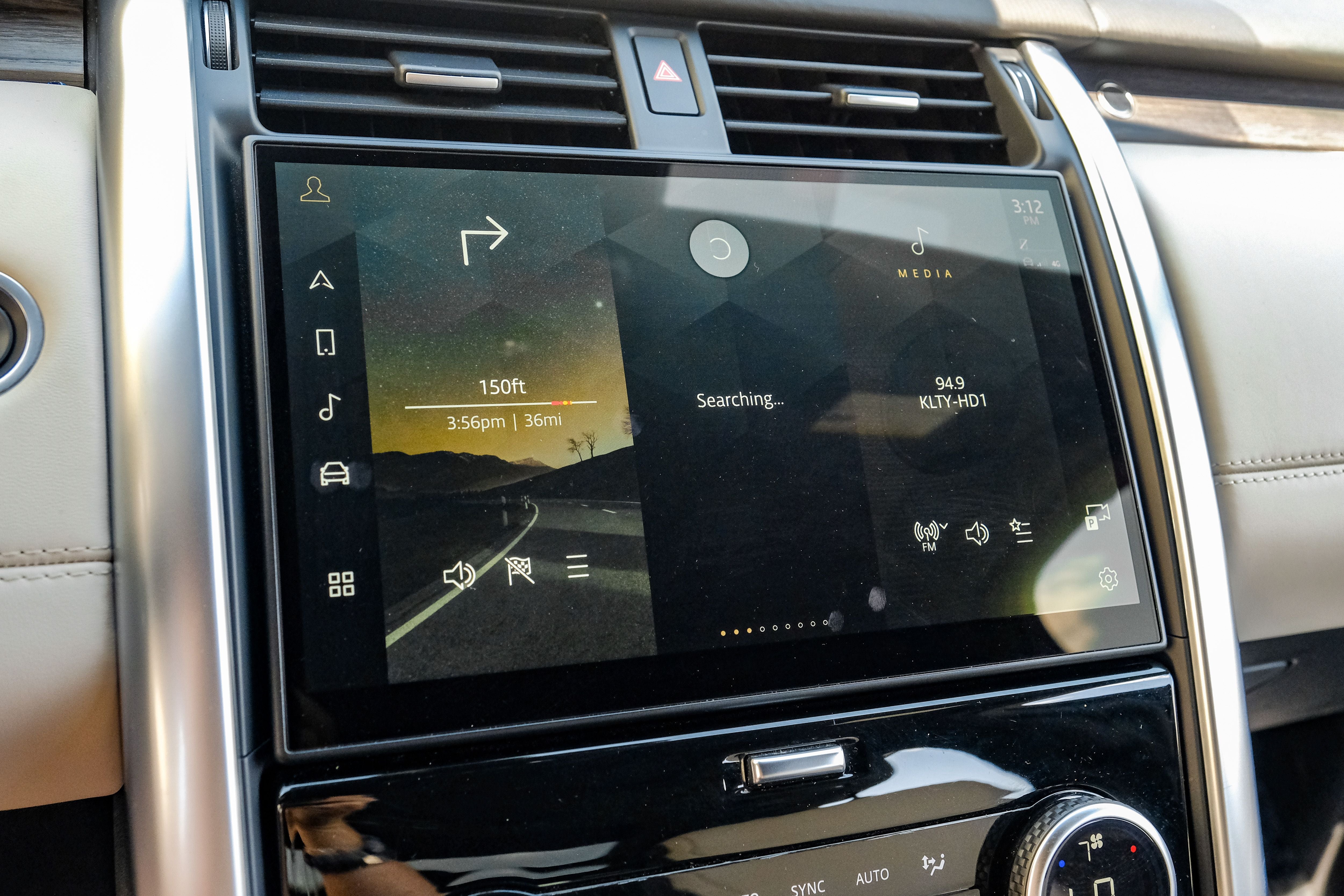 2023 Land Rover Discovery Metropolitan Edition