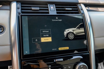 2023 Land Rover Discovery Metropolitan Edition