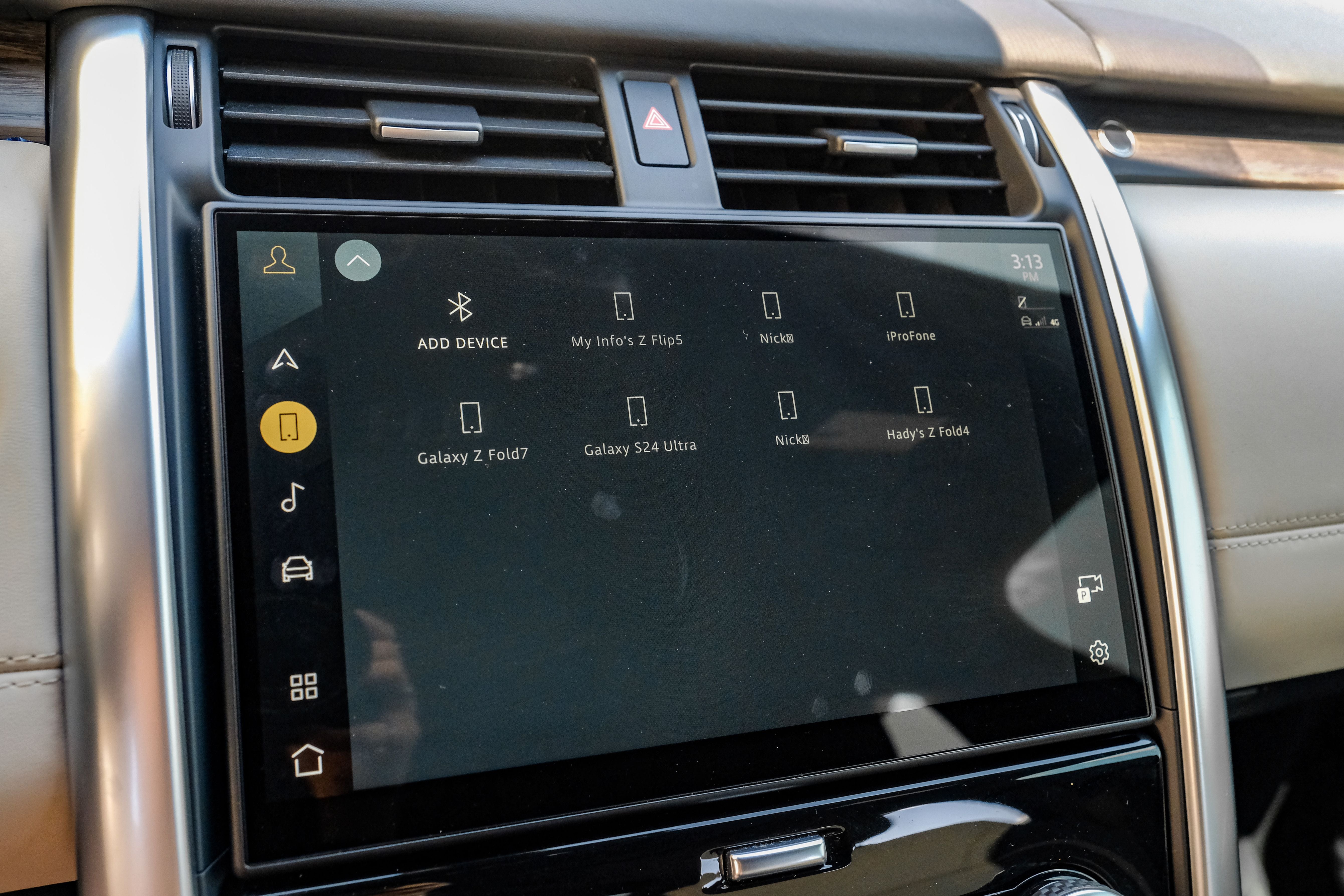 2023 Land Rover Discovery Metropolitan Edition