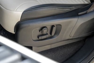 2023 Land Rover Discovery Metropolitan Edition