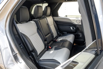 2023 Land Rover Discovery Metropolitan Edition