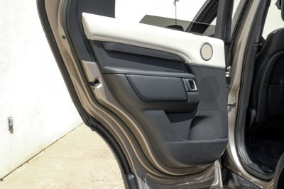 2023 Land Rover Discovery Metropolitan Edition