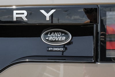 2023 Land Rover Discovery Metropolitan Edition