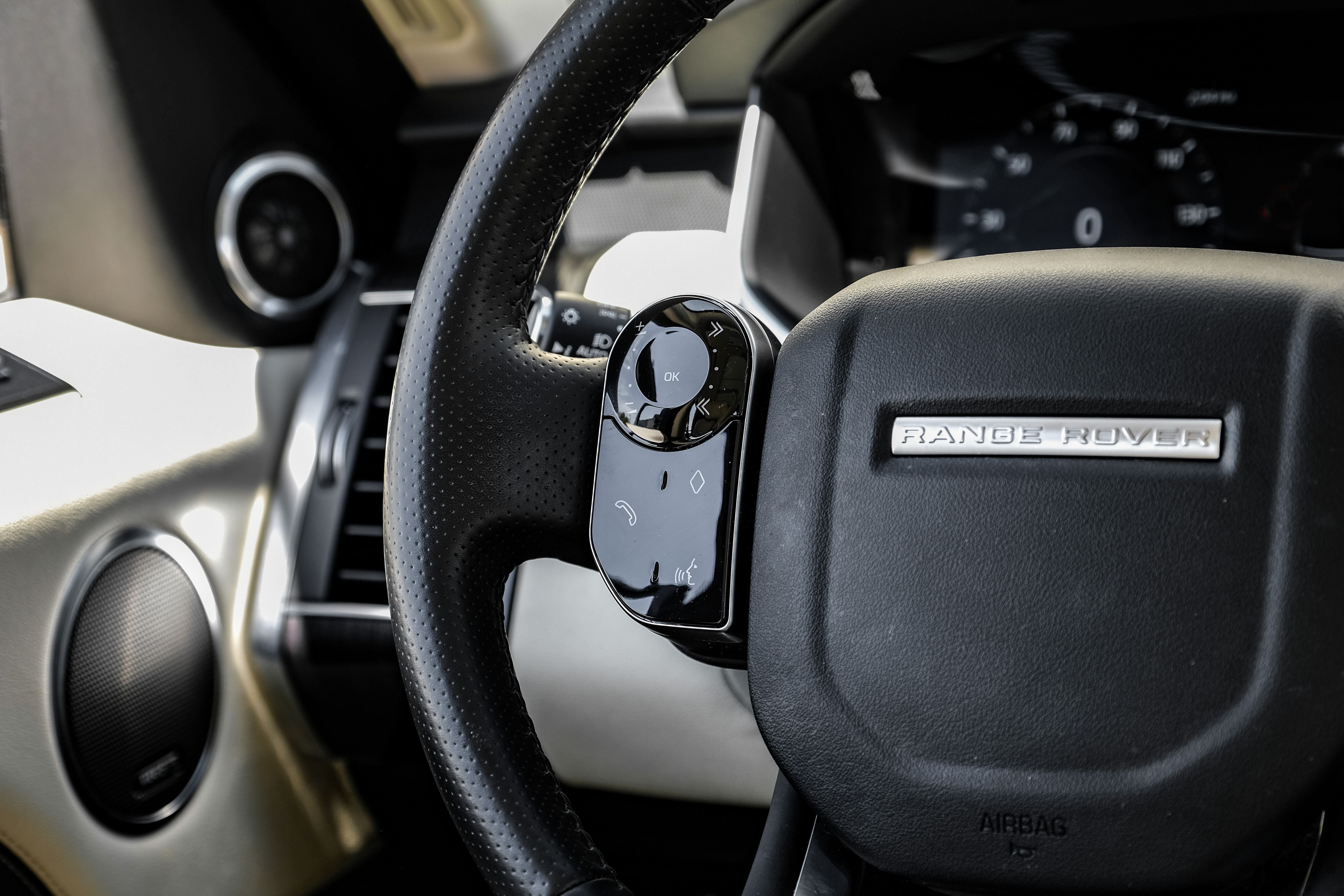 2020 Land Rover Range Rover Sport Plug-in Hybrid HSE
