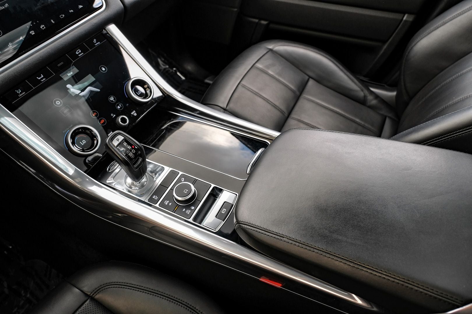 2021 Land Rover Range Rover Sport HSE Silver Edition