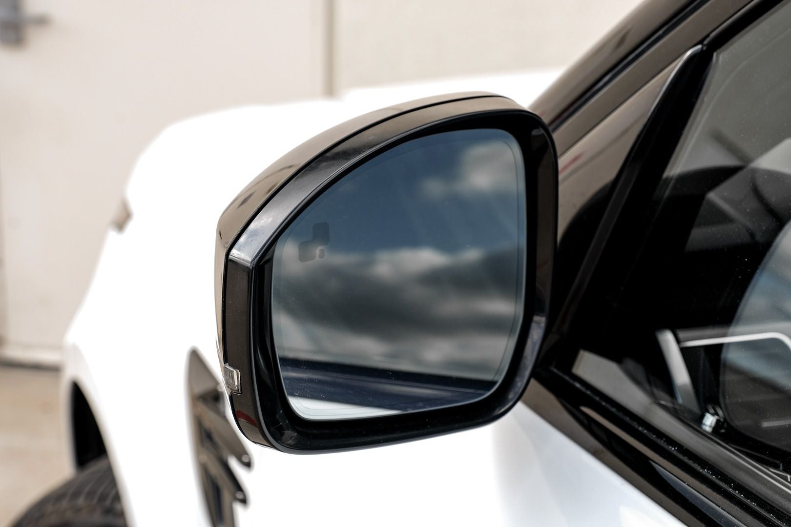 2021 Land Rover Range Rover Sport HSE Silver Edition