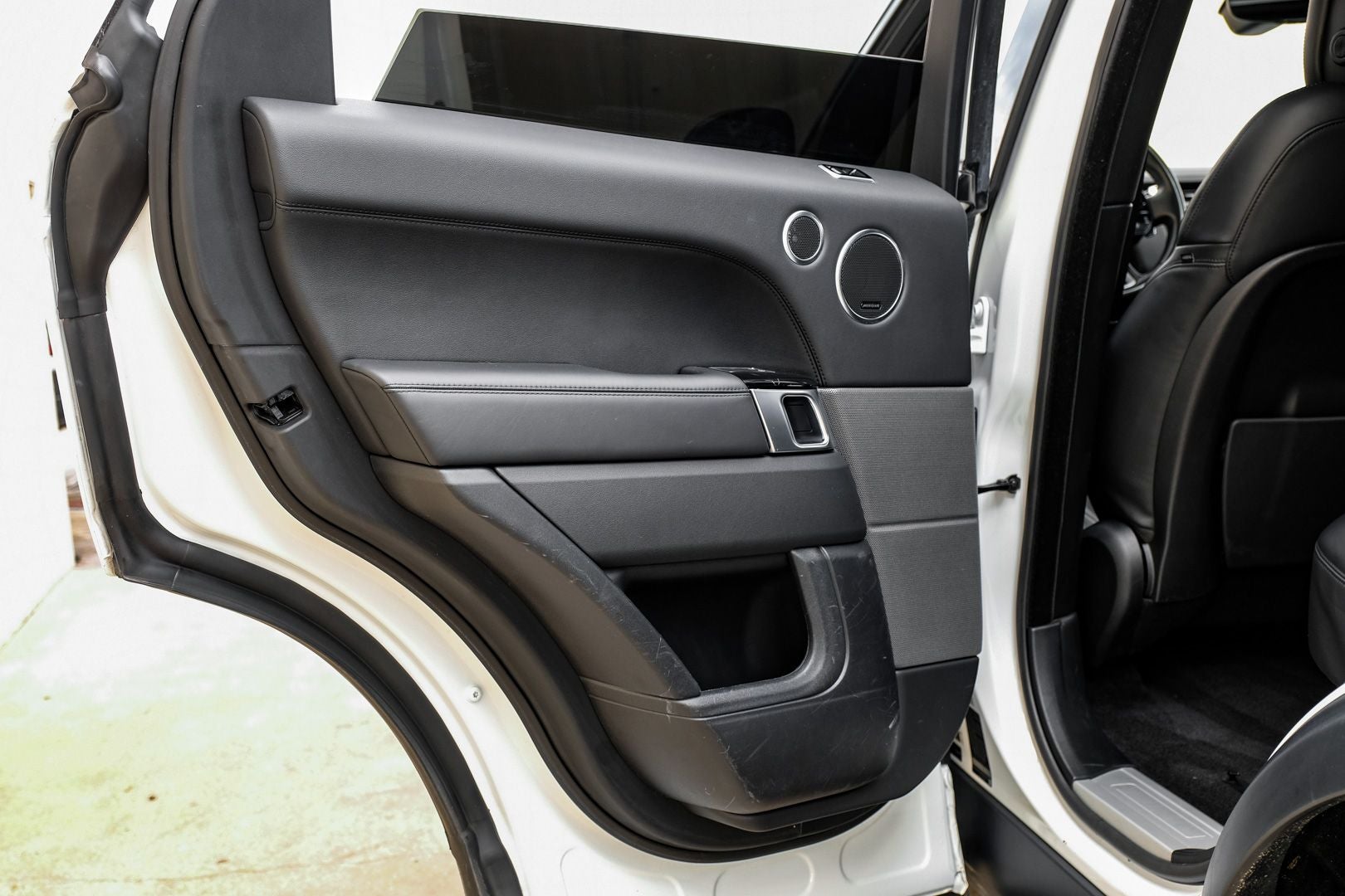 2021 Land Rover Range Rover Sport HSE Silver Edition