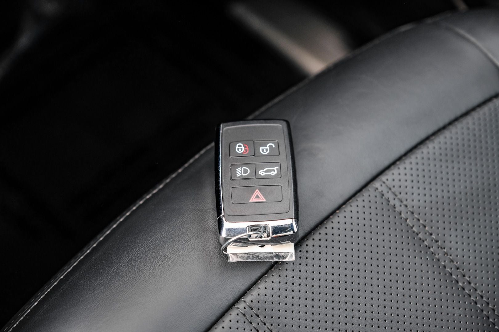 2021 Land Rover Range Rover Sport HSE Silver Edition