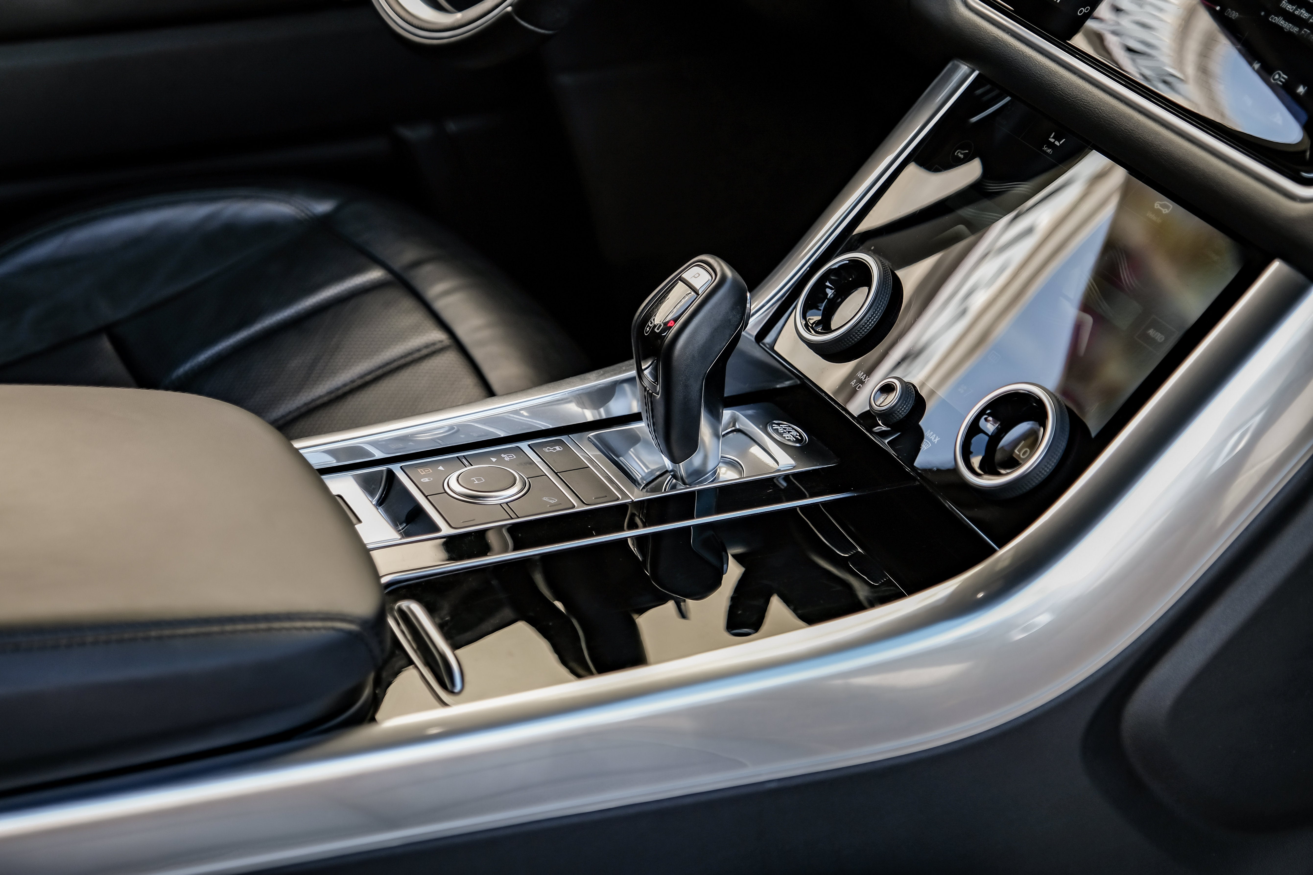 2021 Land Rover Range Rover Sport HSE Silver Edition
