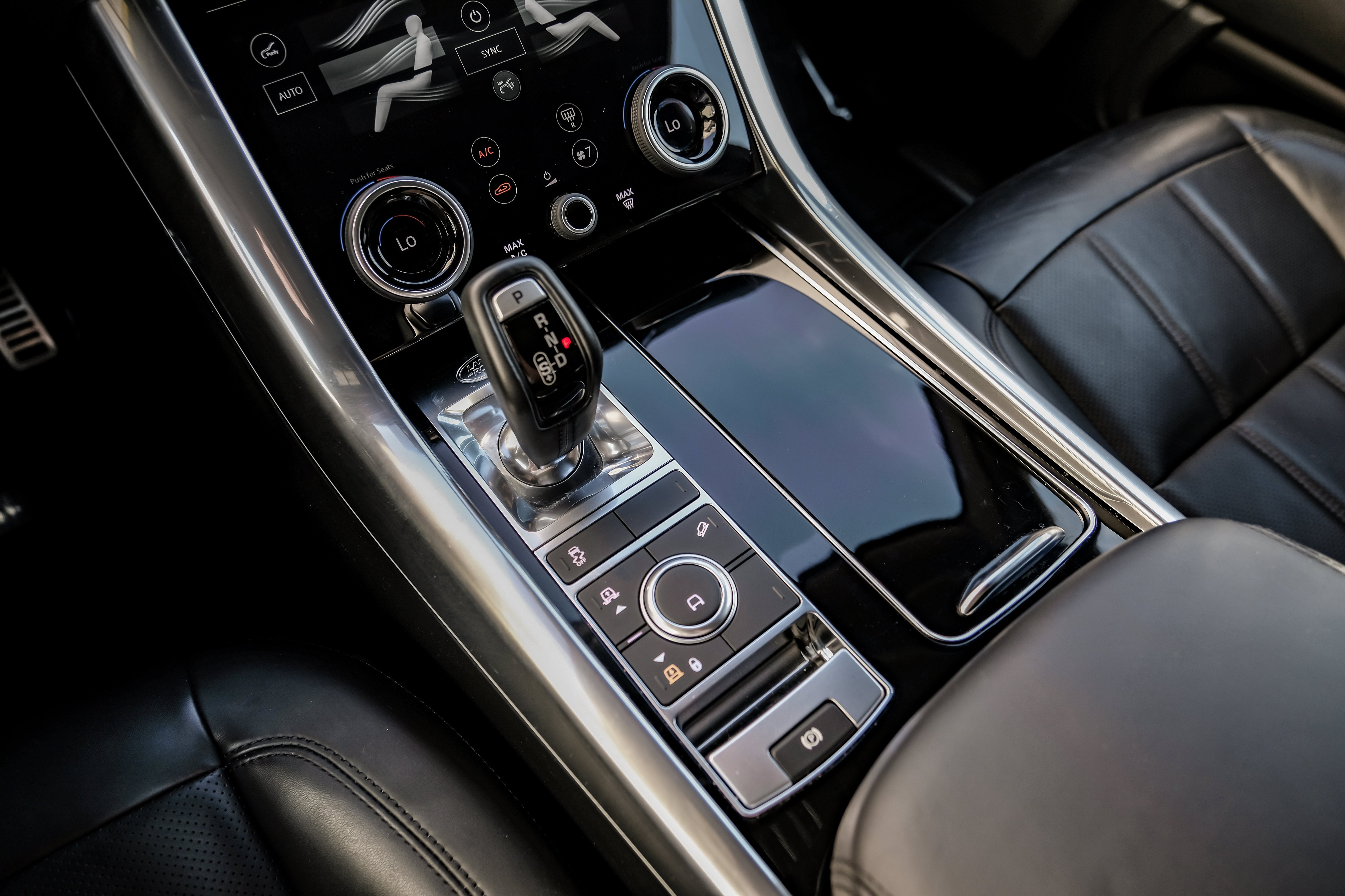 2021 Land Rover Range Rover Sport HSE Silver Edition