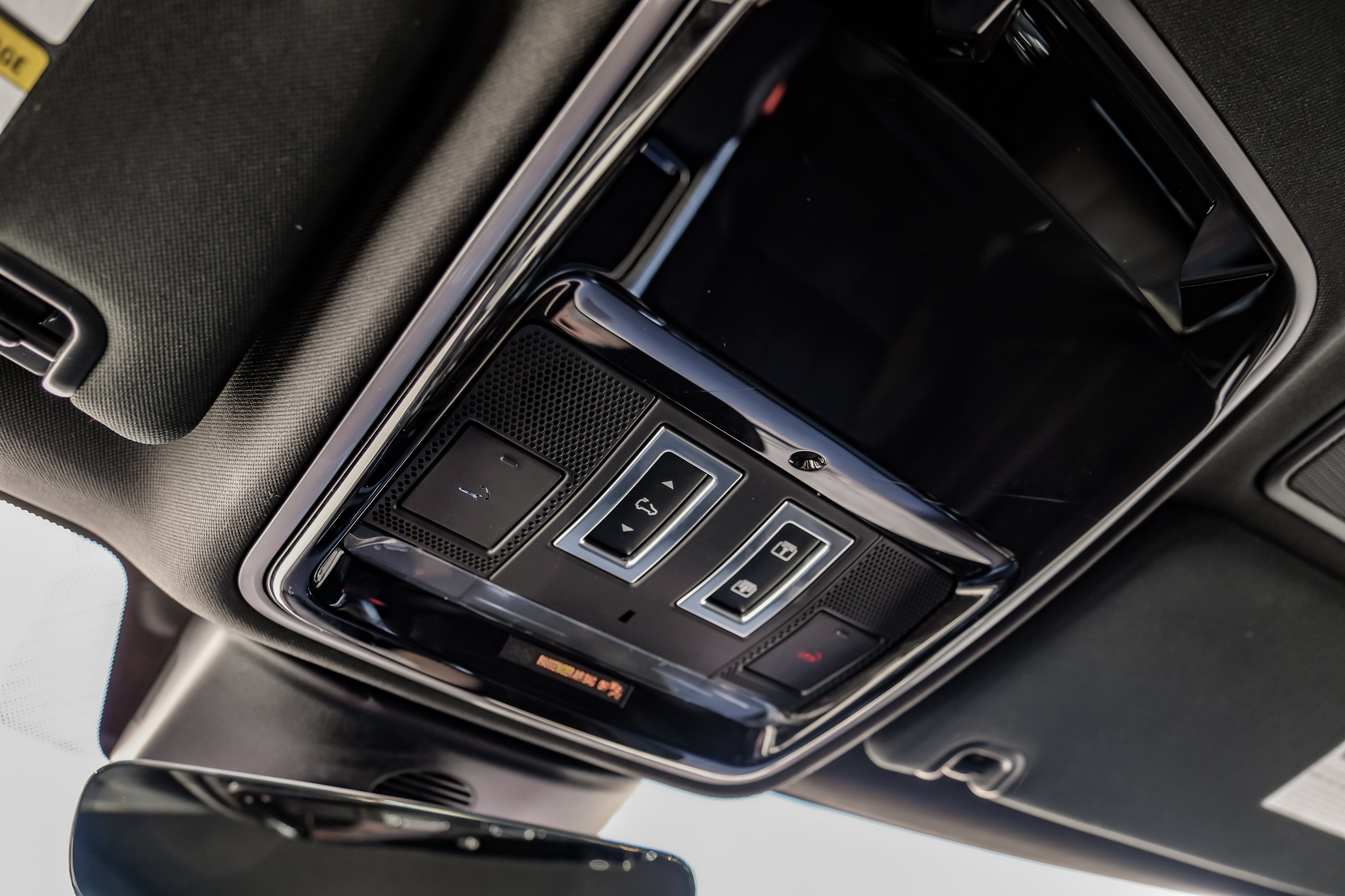 2021 Land Rover Range Rover Sport HSE Silver Edition