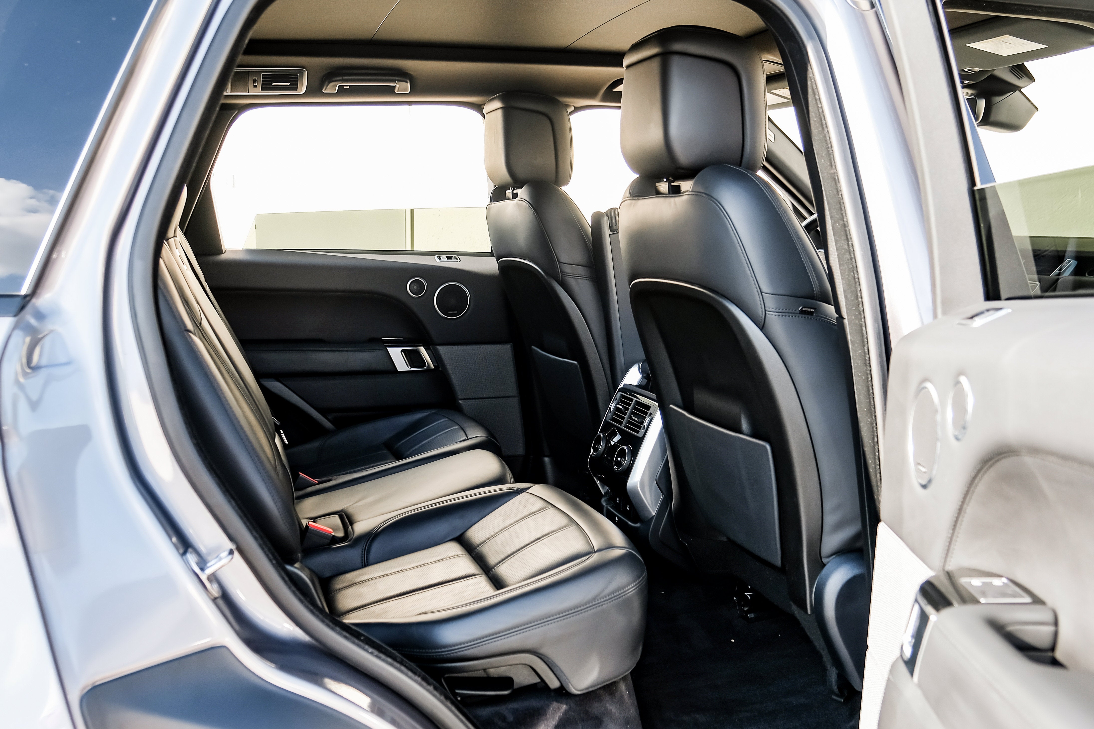 2021 Land Rover Range Rover Sport HSE Silver Edition