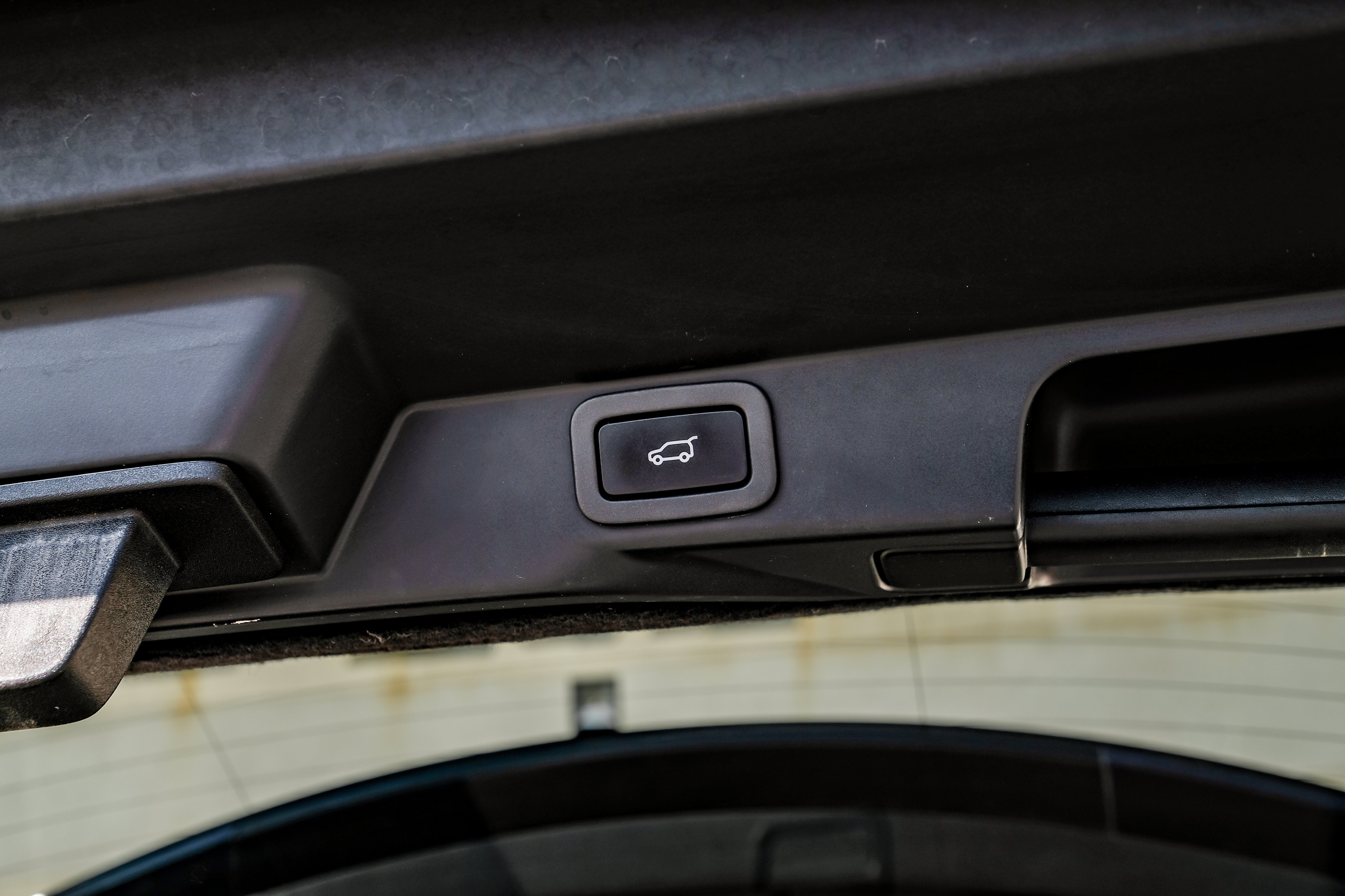 2021 Land Rover Range Rover Sport HSE Silver Edition