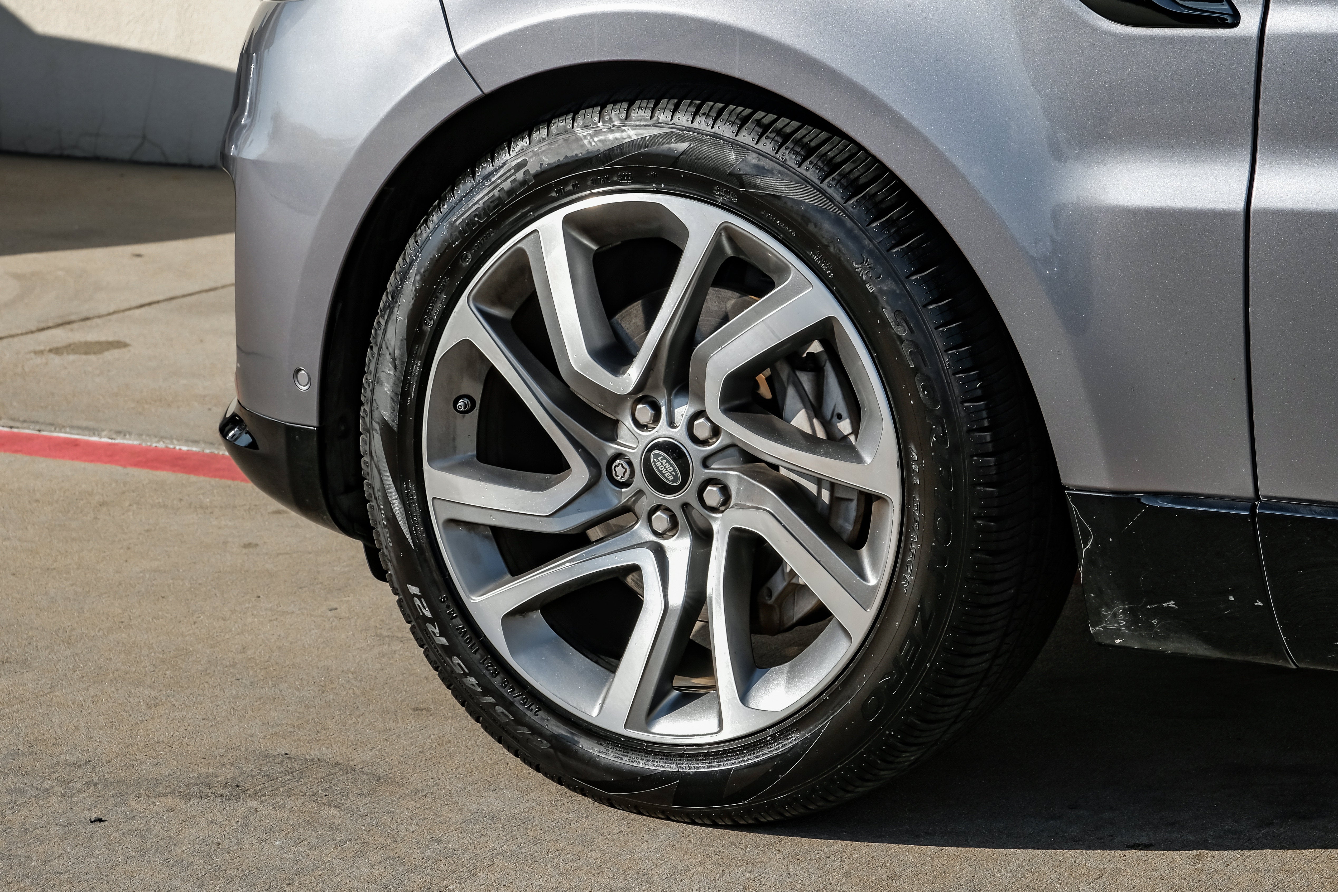 2021 Land Rover Range Rover Sport HSE Silver Edition