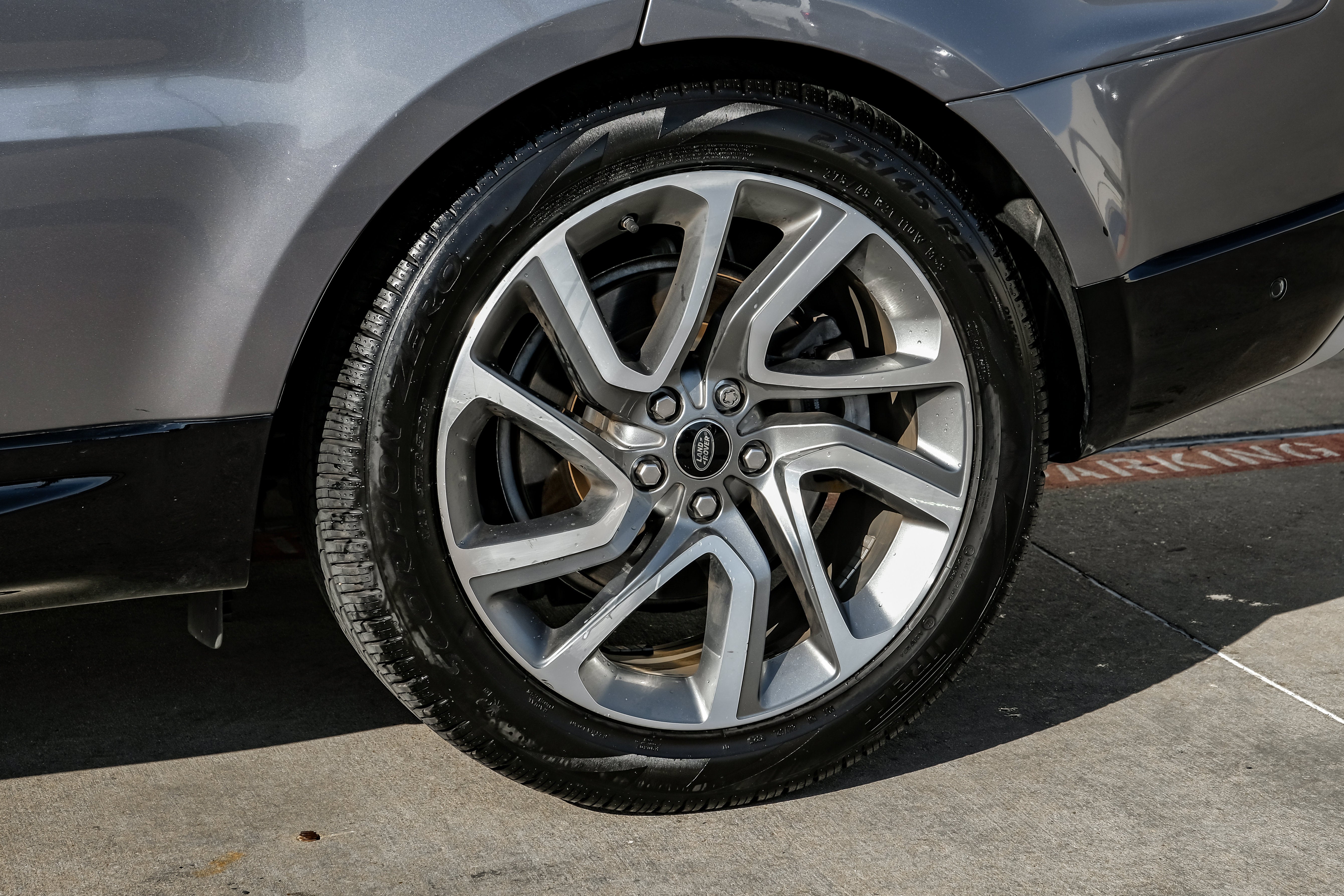 2021 Land Rover Range Rover Sport HSE Silver Edition