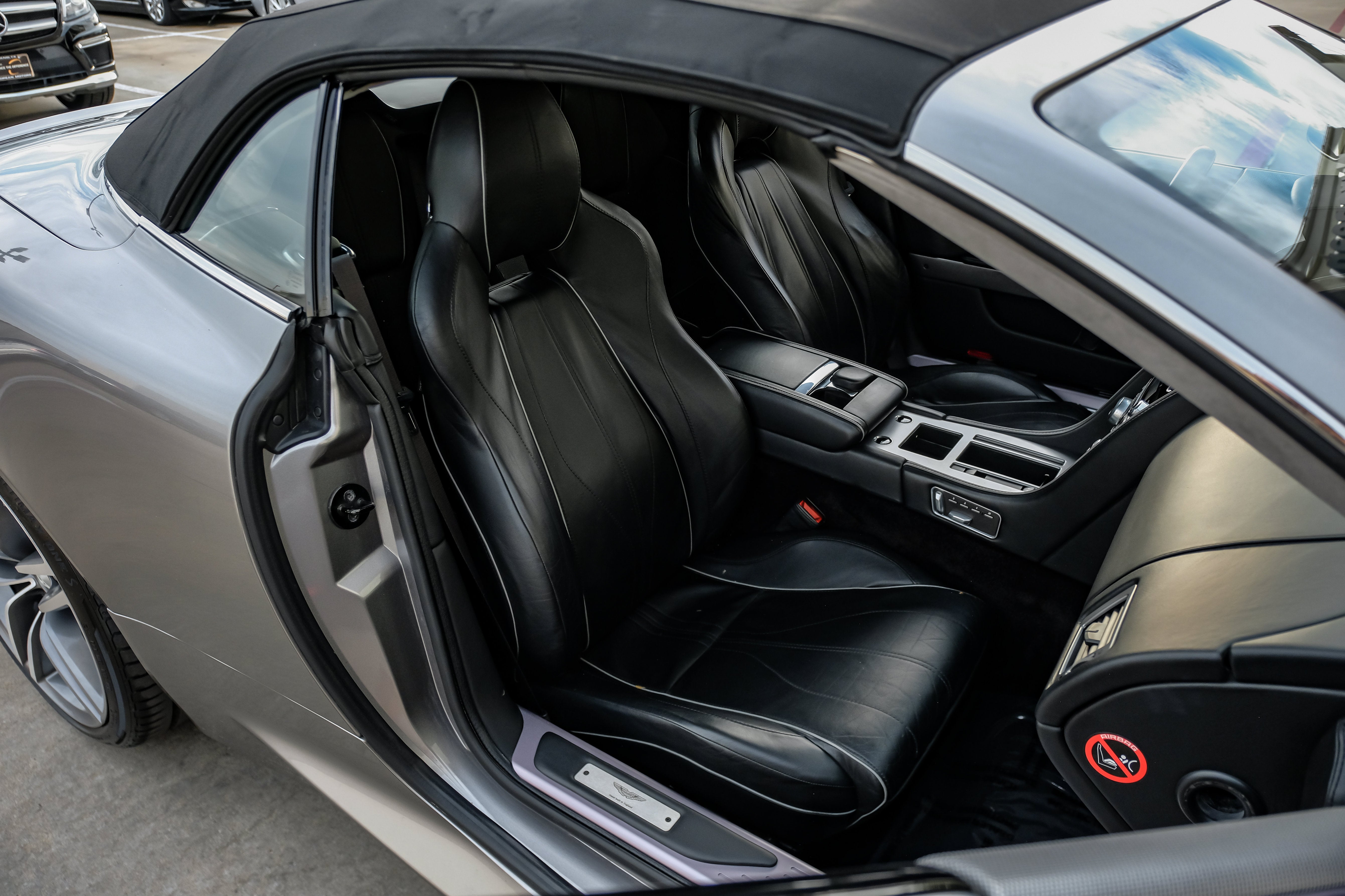 2012 Aston Martin Virage Volante