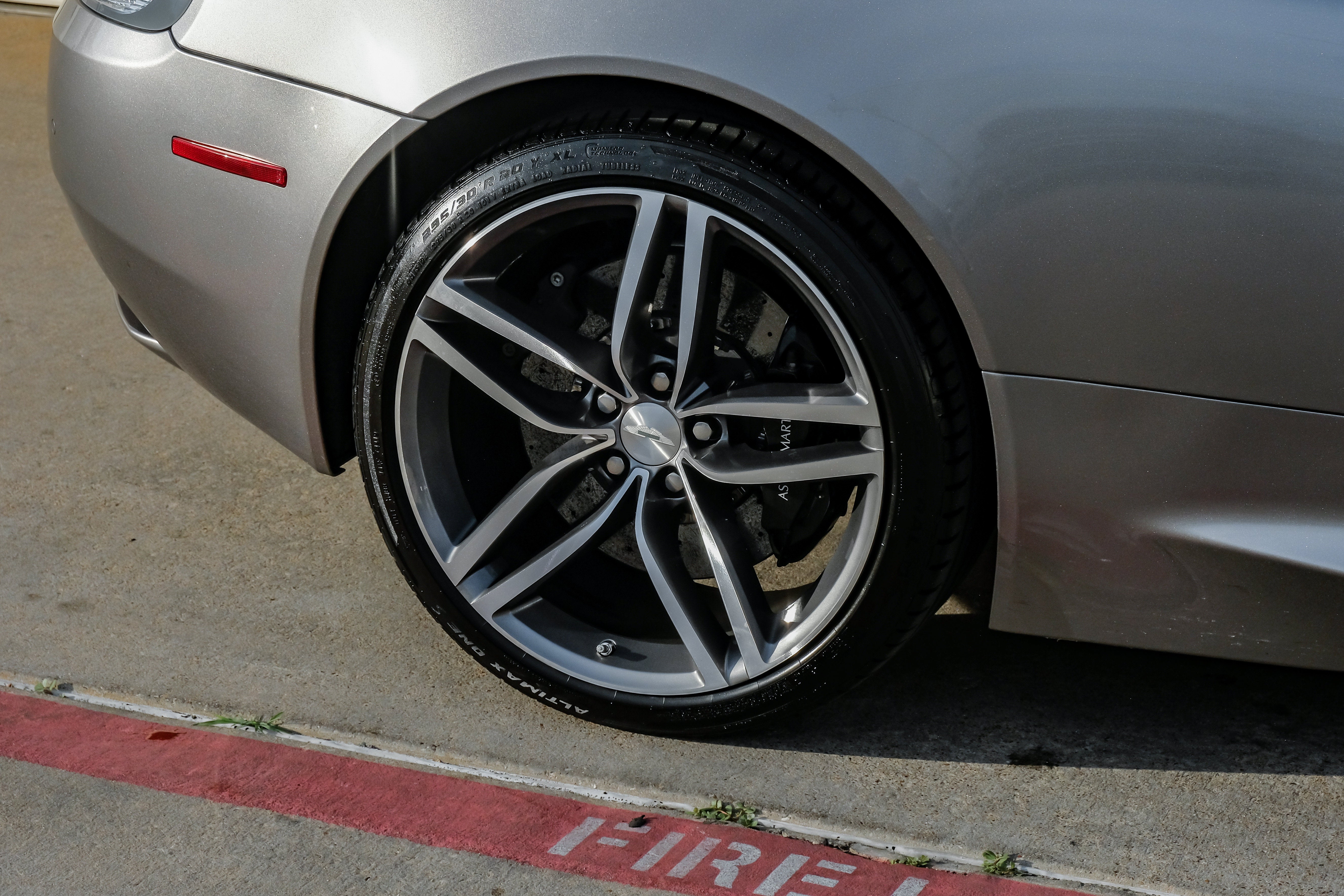 2012 Aston Martin Virage Volante
