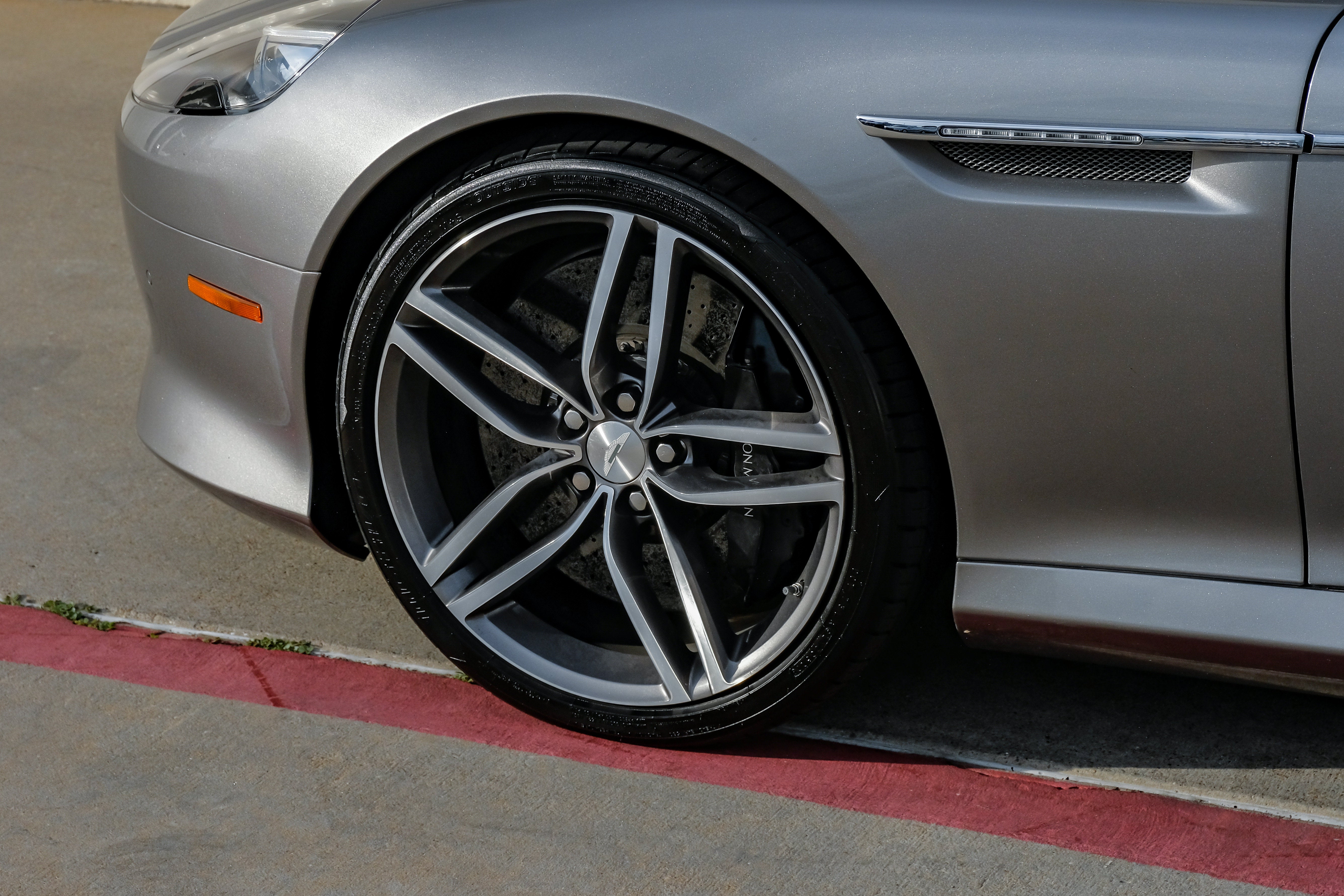 2012 Aston Martin Virage Volante