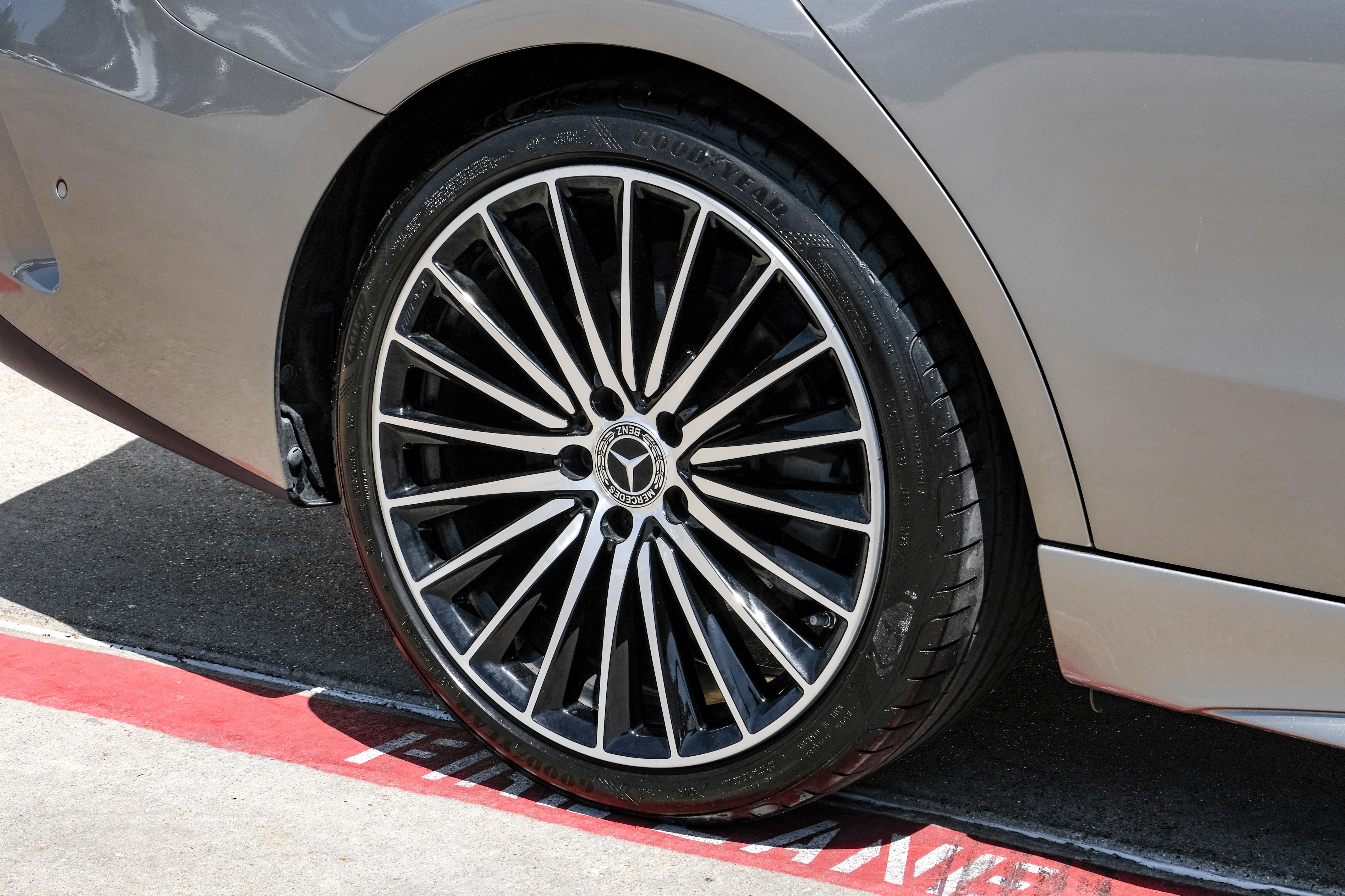 2023 Mercedes-Benz C-Class C 300