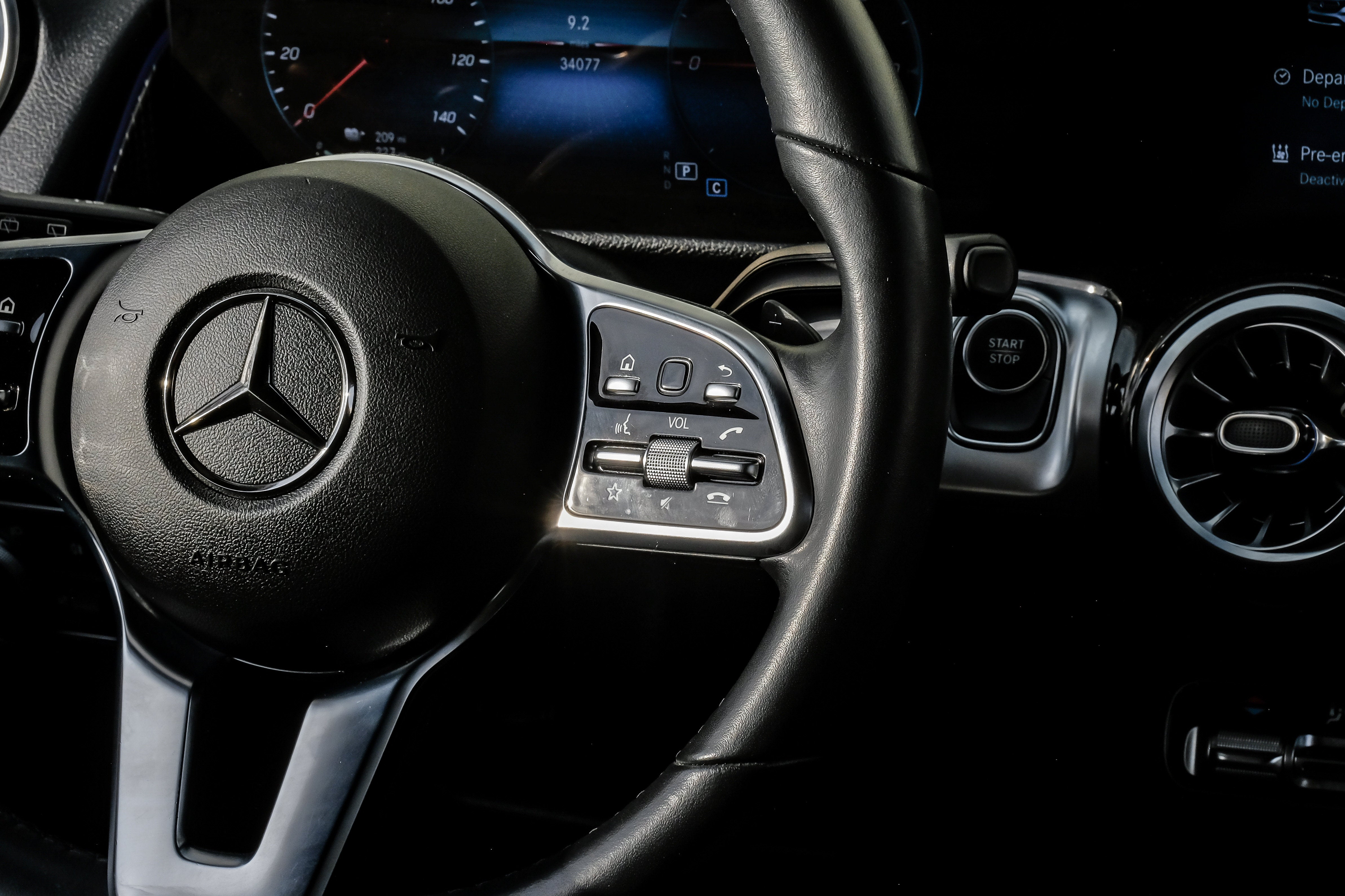 2023 Mercedes-Benz EQB 250+ Base