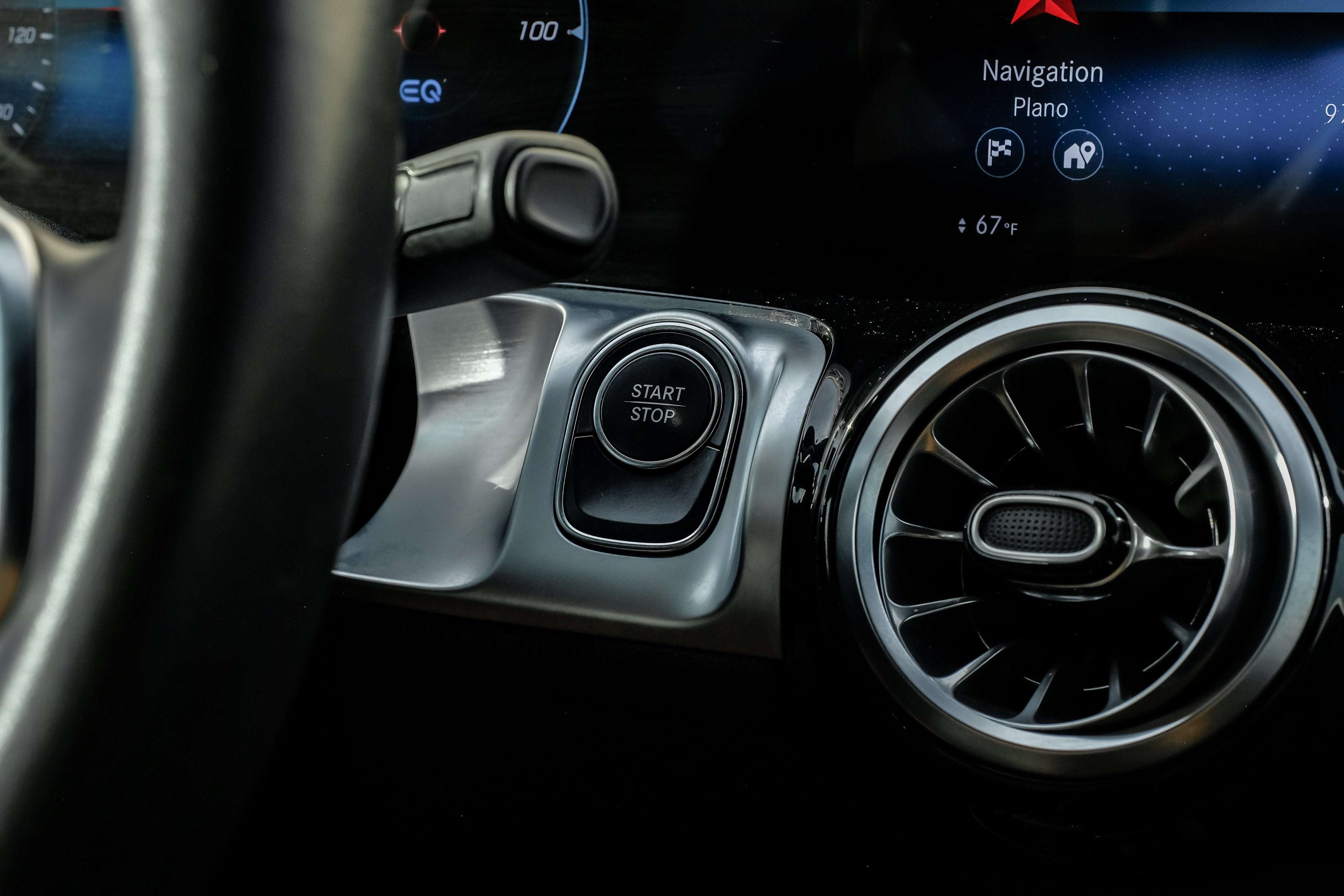 2023 Mercedes-Benz EQB 250+ Base
