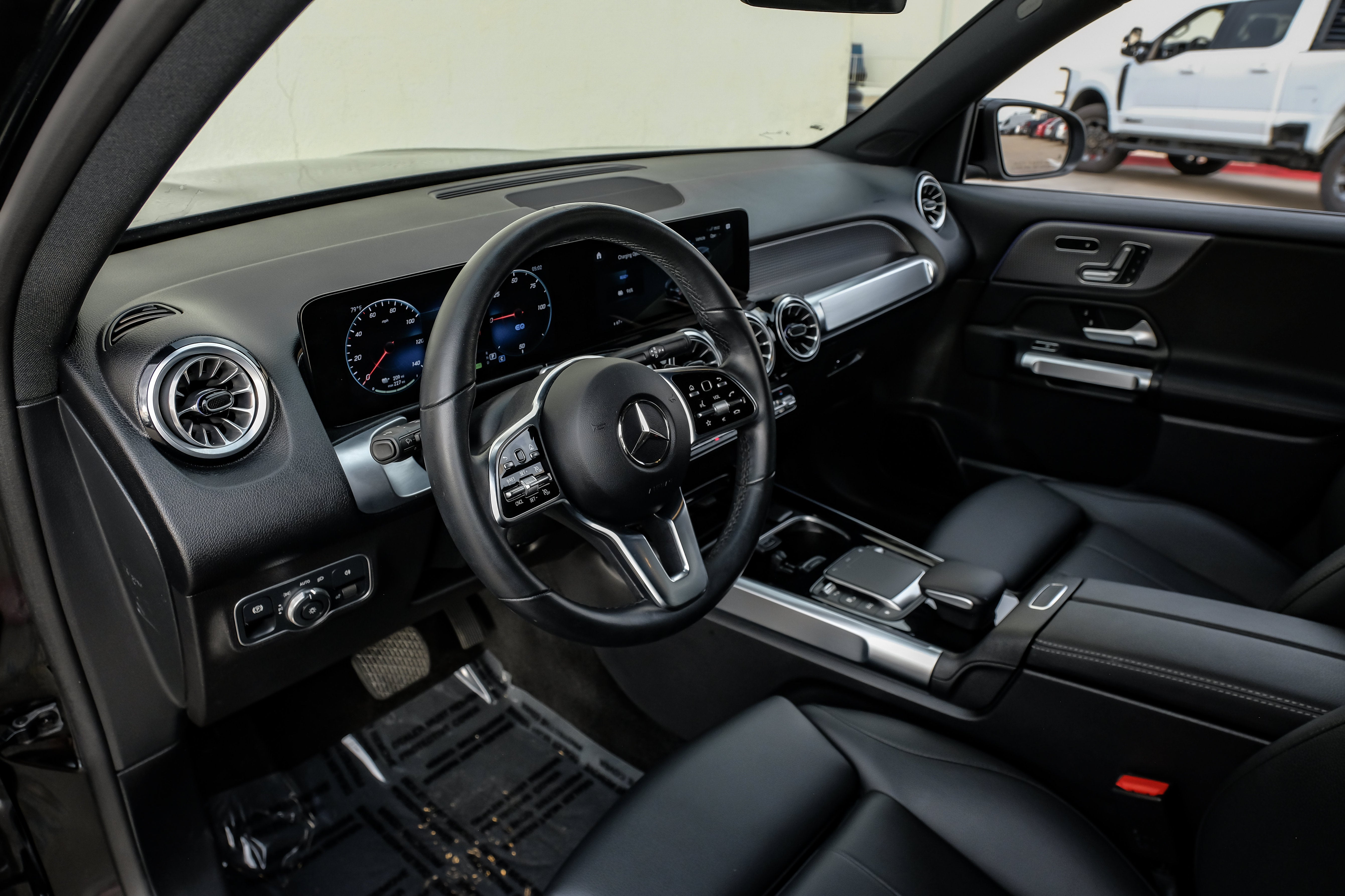 2023 Mercedes-Benz EQB 250+ Base