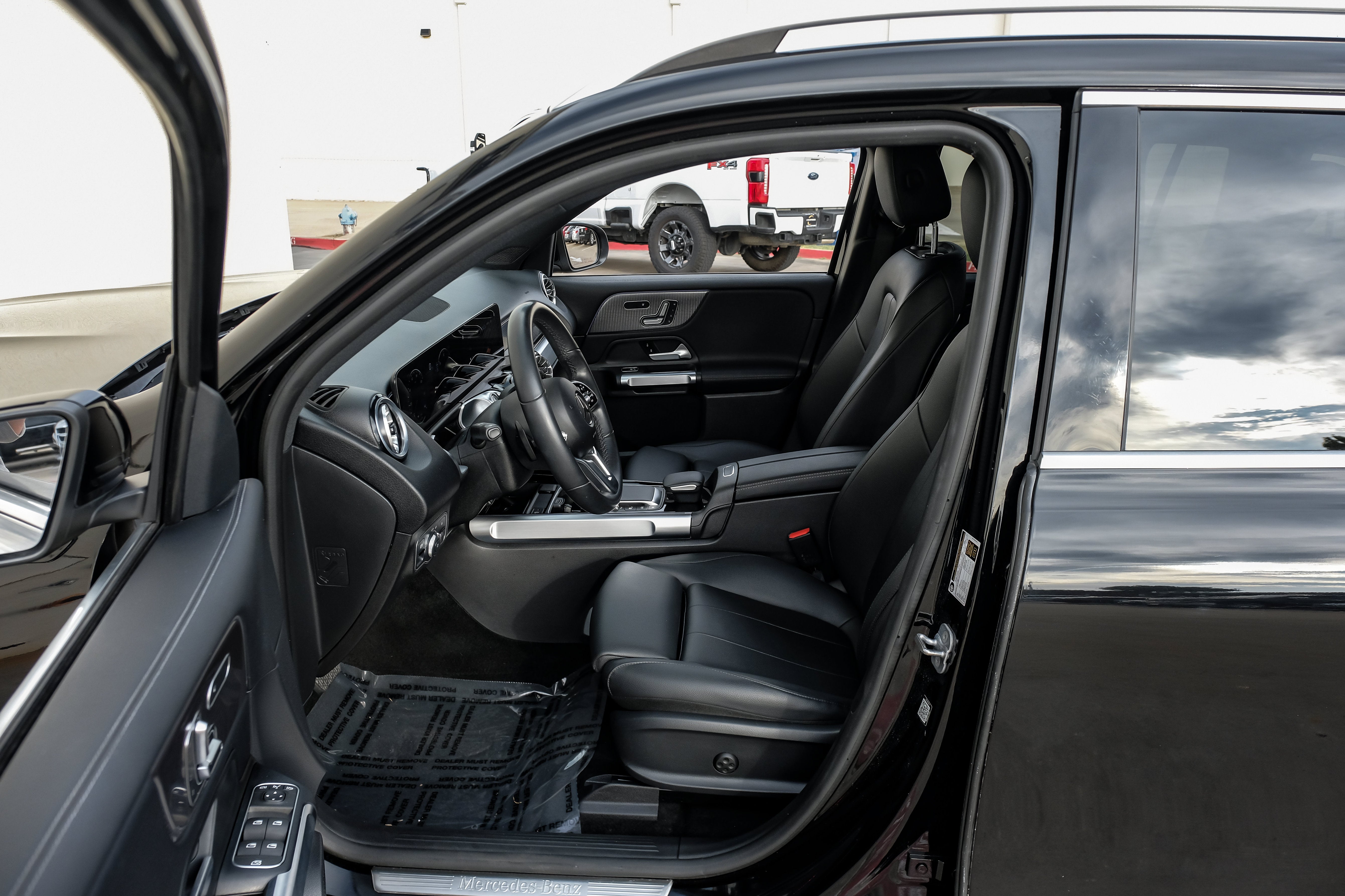 2023 Mercedes-Benz EQB 250+ Base