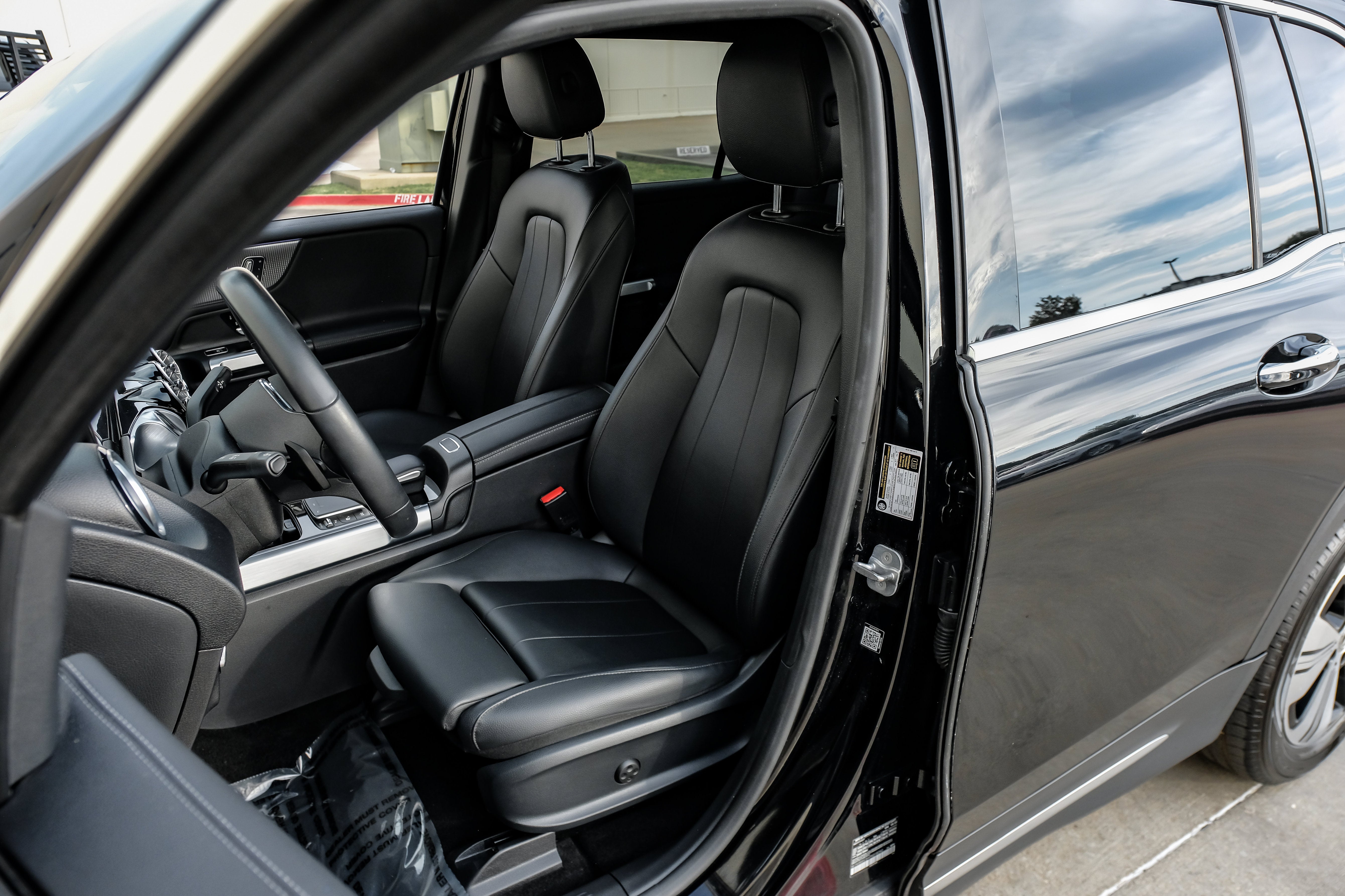 2023 Mercedes-Benz EQB 250+ Base