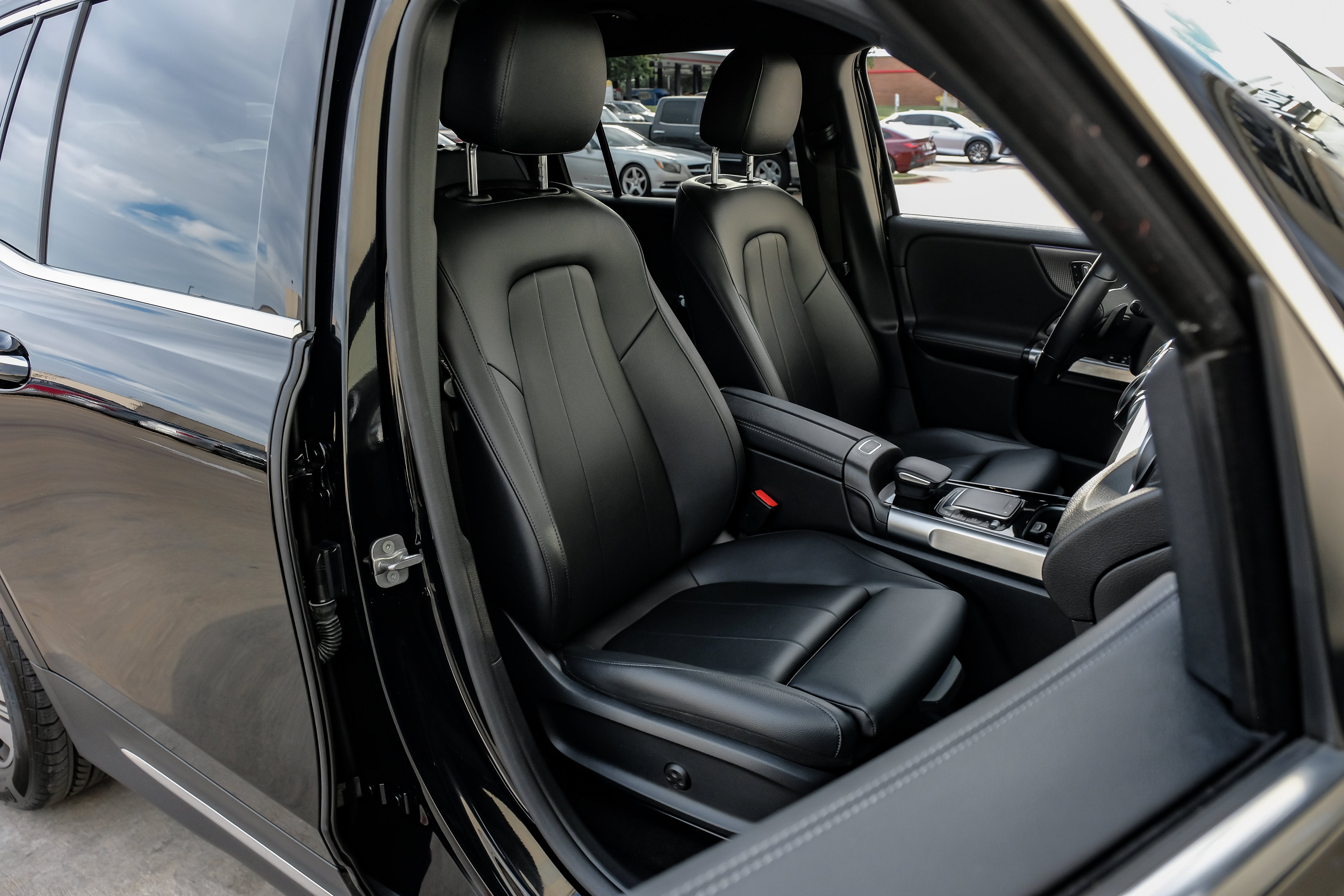 2023 Mercedes-Benz EQB 250+ Base