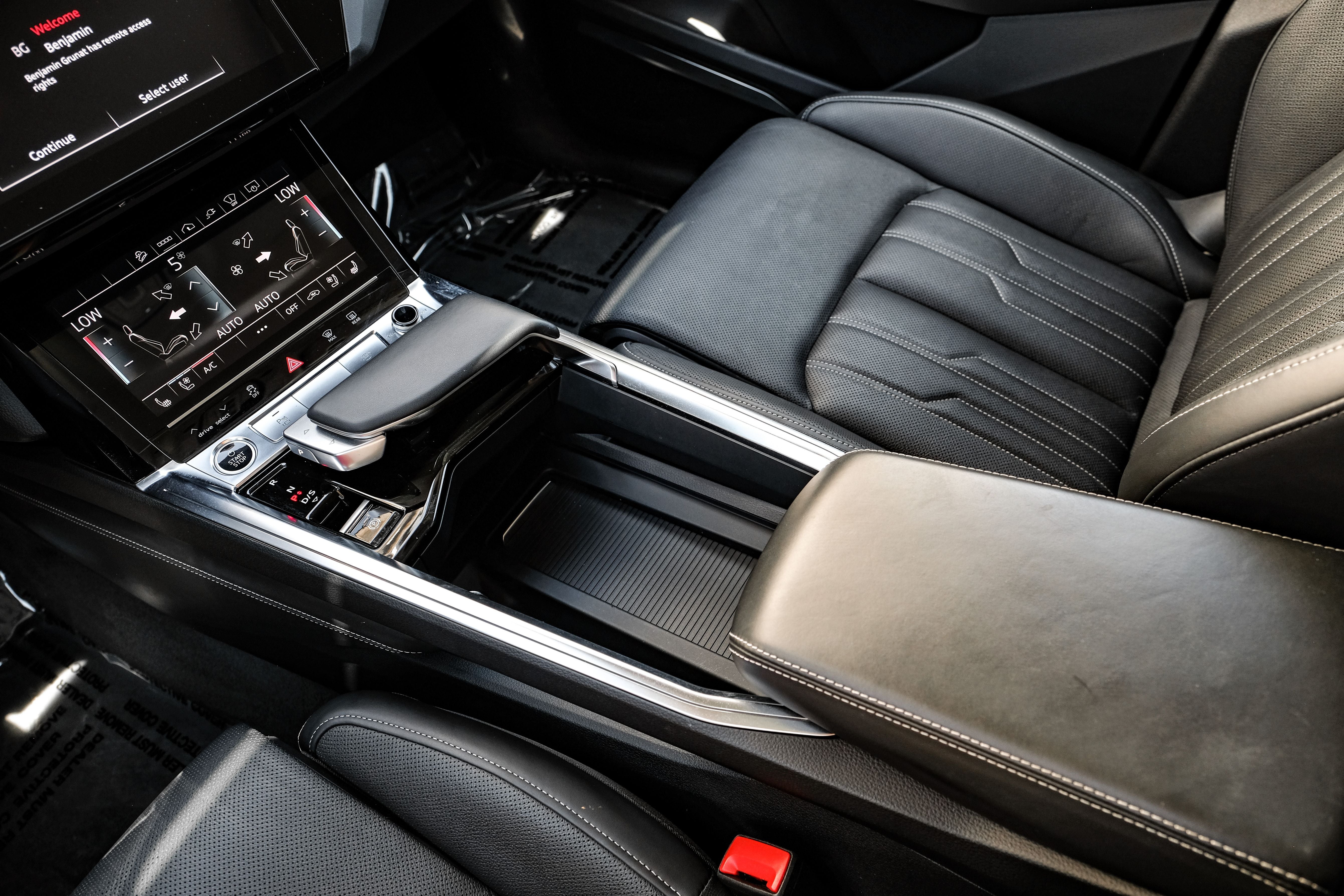 2022 Audi e-tron Sportback S line Prestige quattro