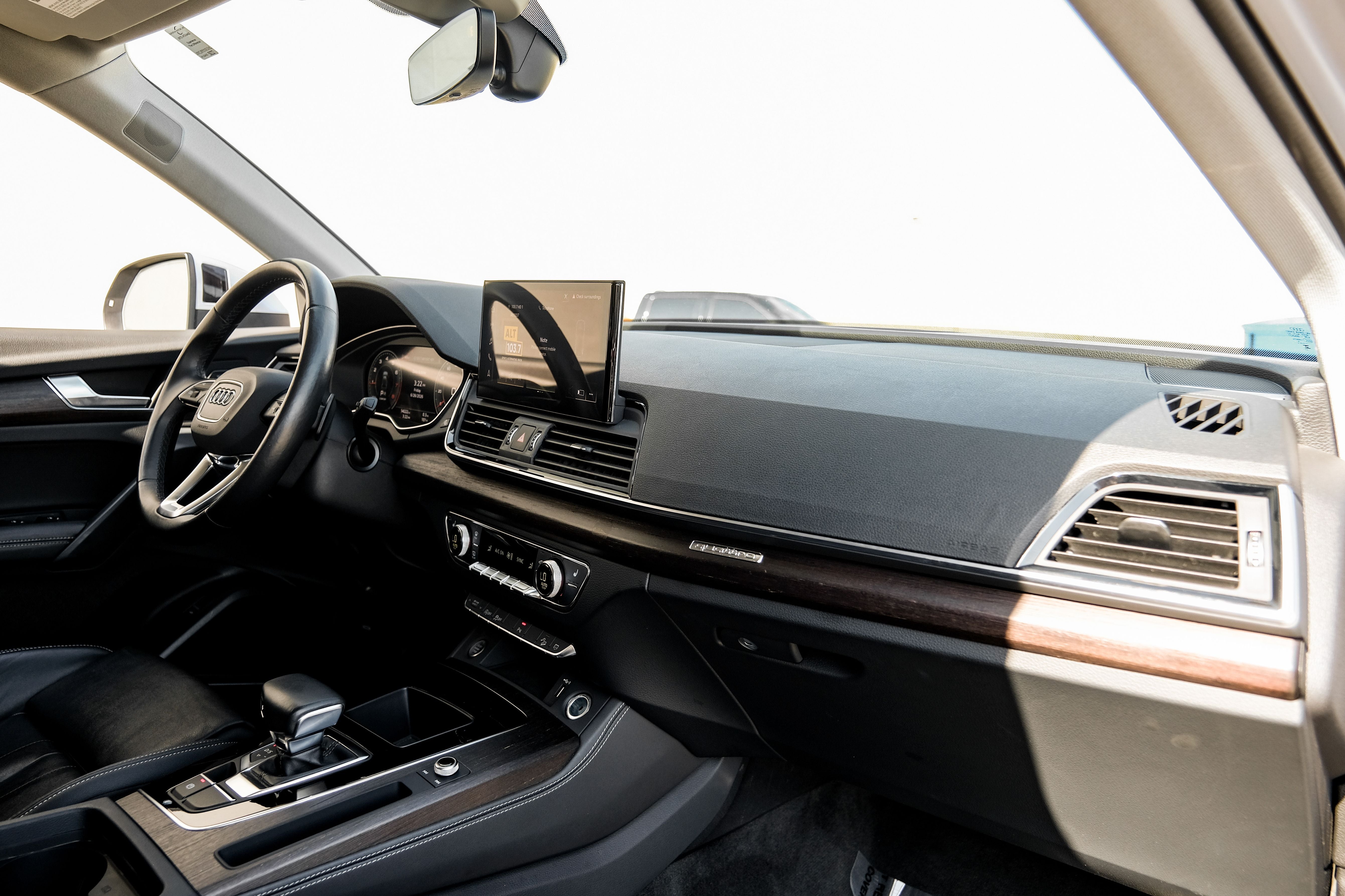 2024 Audi Q5 45 S line Premium quattro