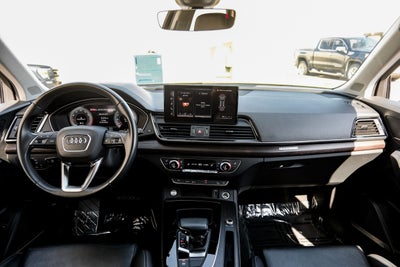 2024 Audi Q5 45 S line Premium quattro
