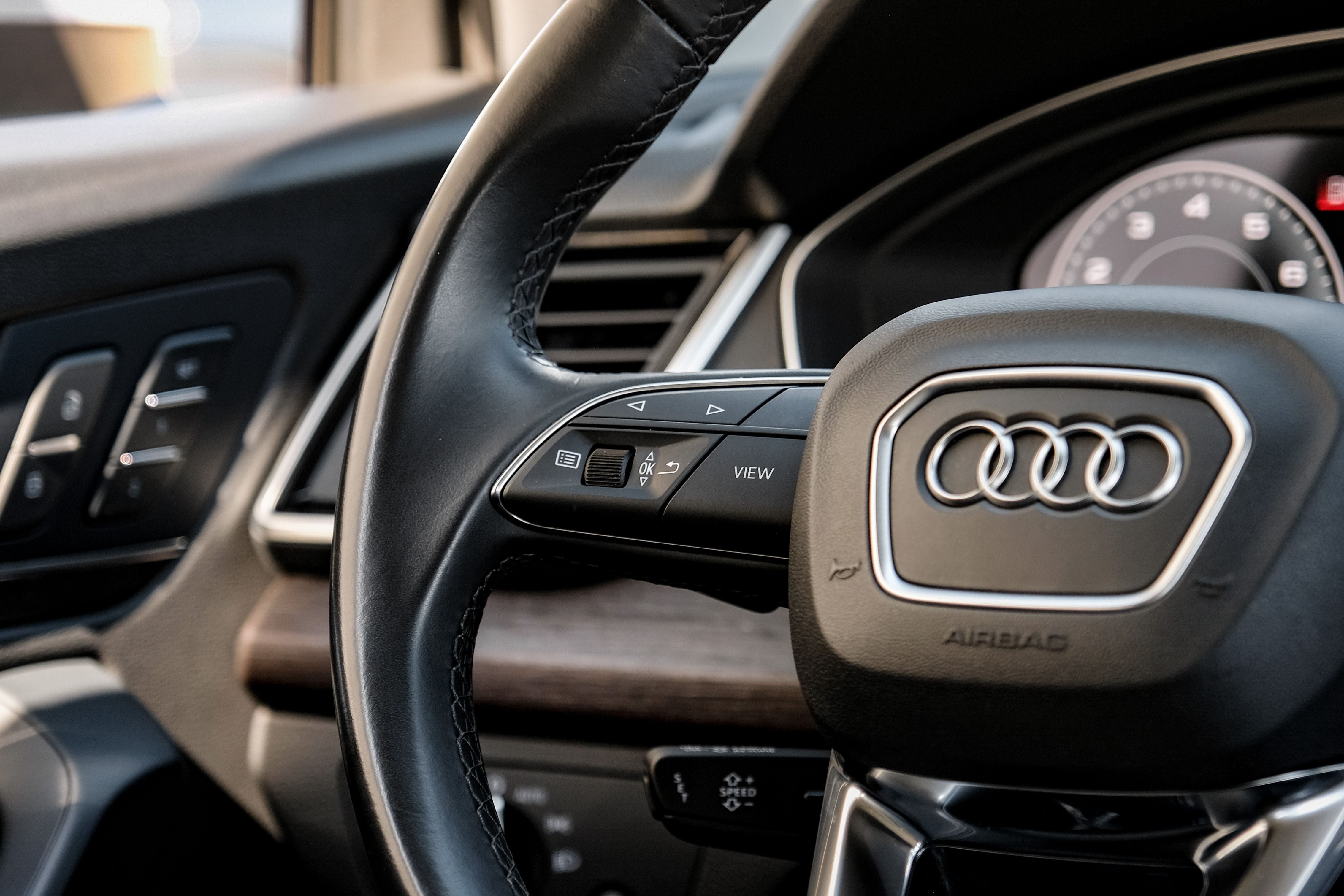 2024 Audi Q5 45 S line Premium quattro