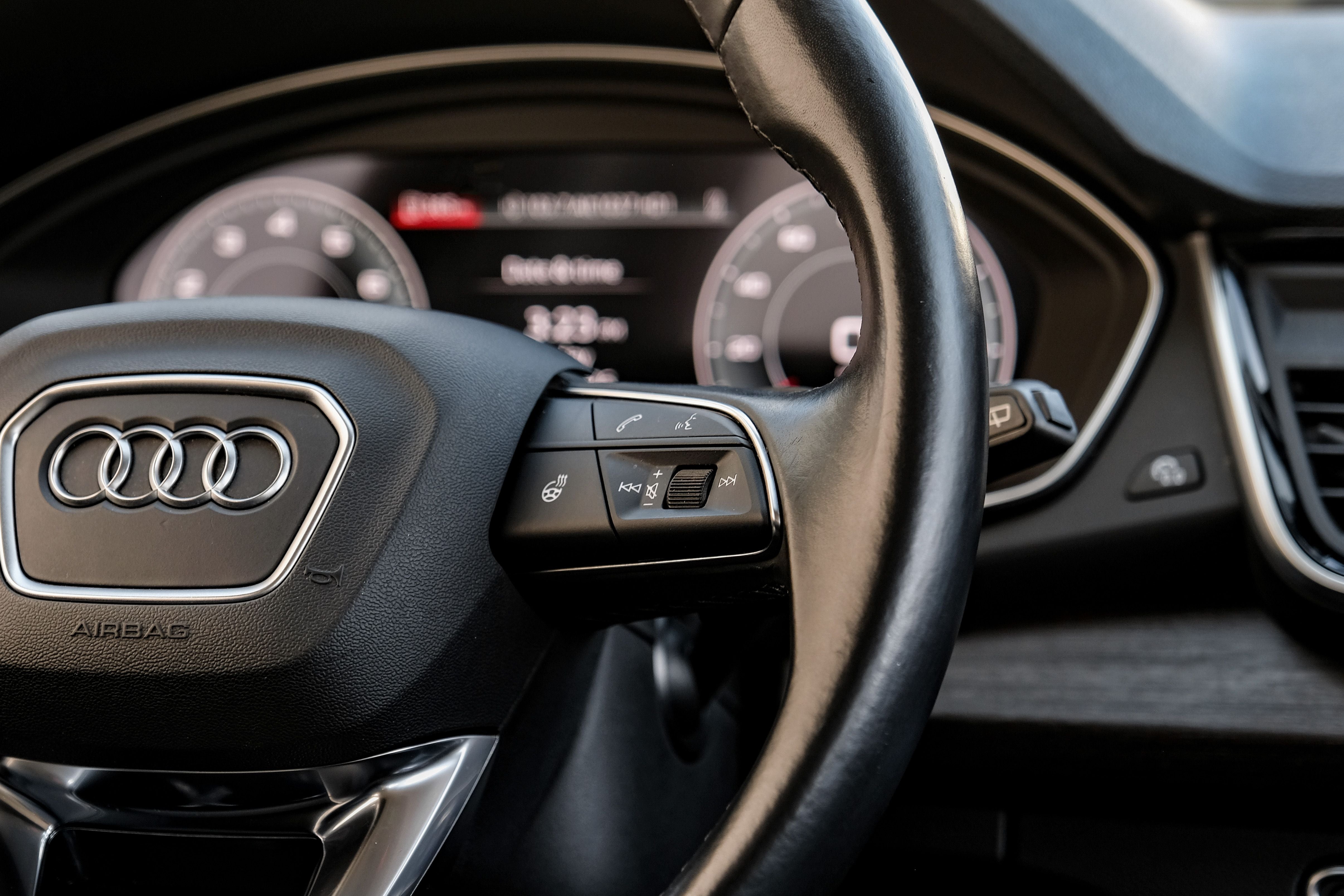 2024 Audi Q5 45 S line Premium quattro